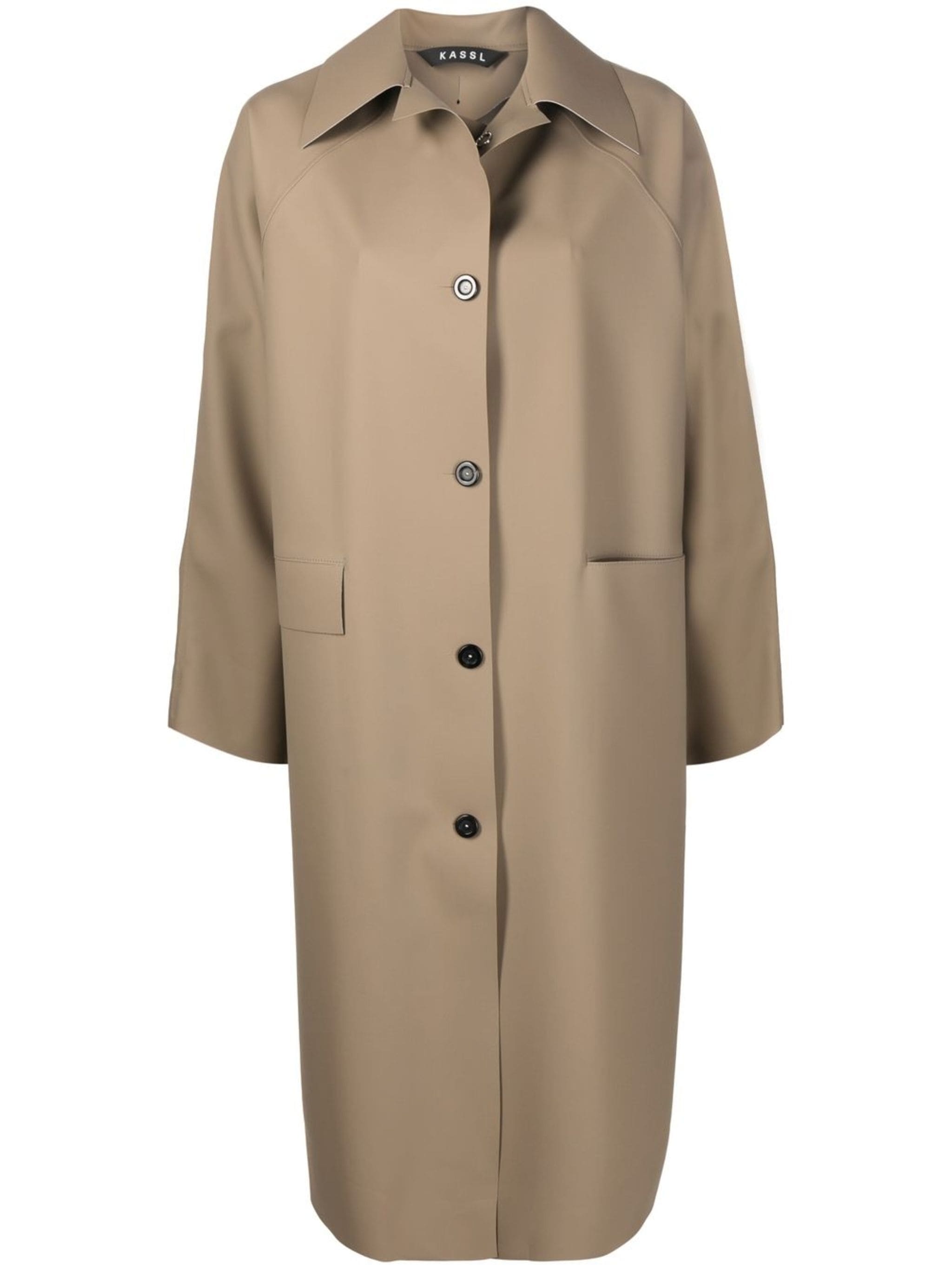 Trench in rubber