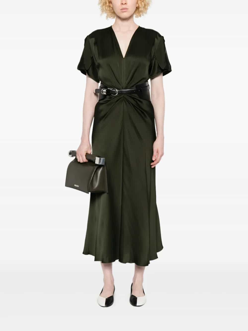 Abito midi con scollo a V