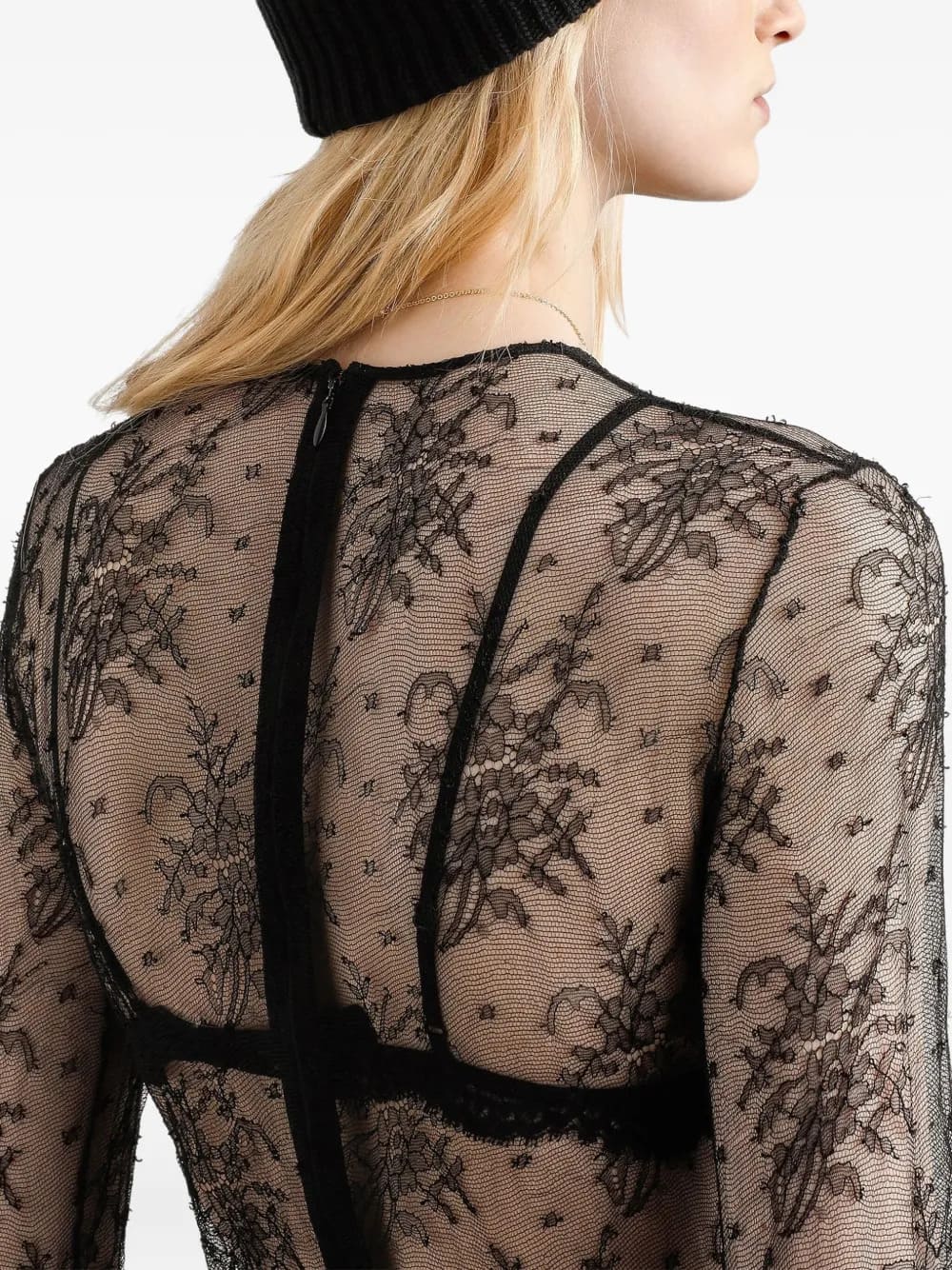 BODY IN PIZZO