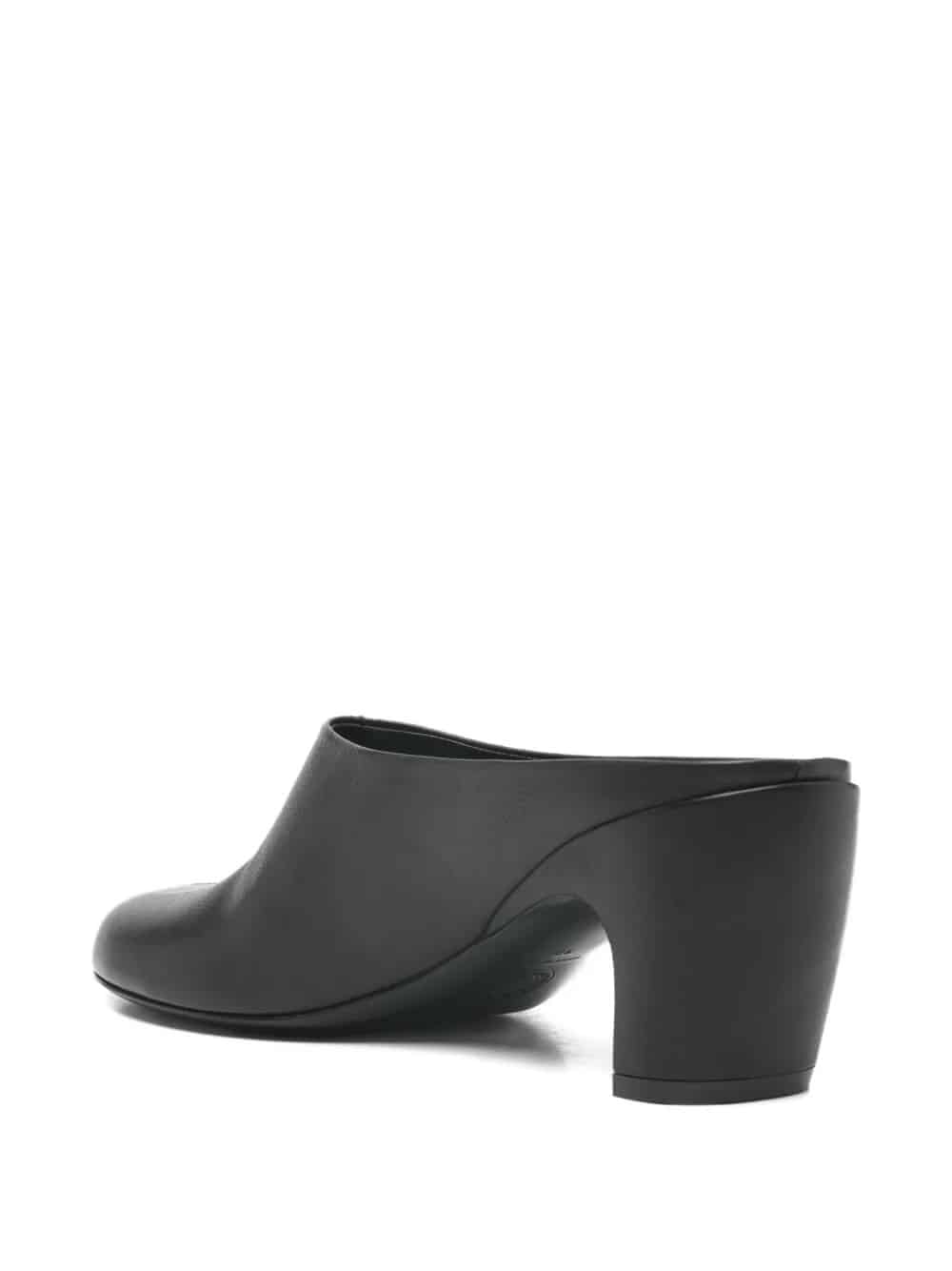 Mules con tacco e punta tonda