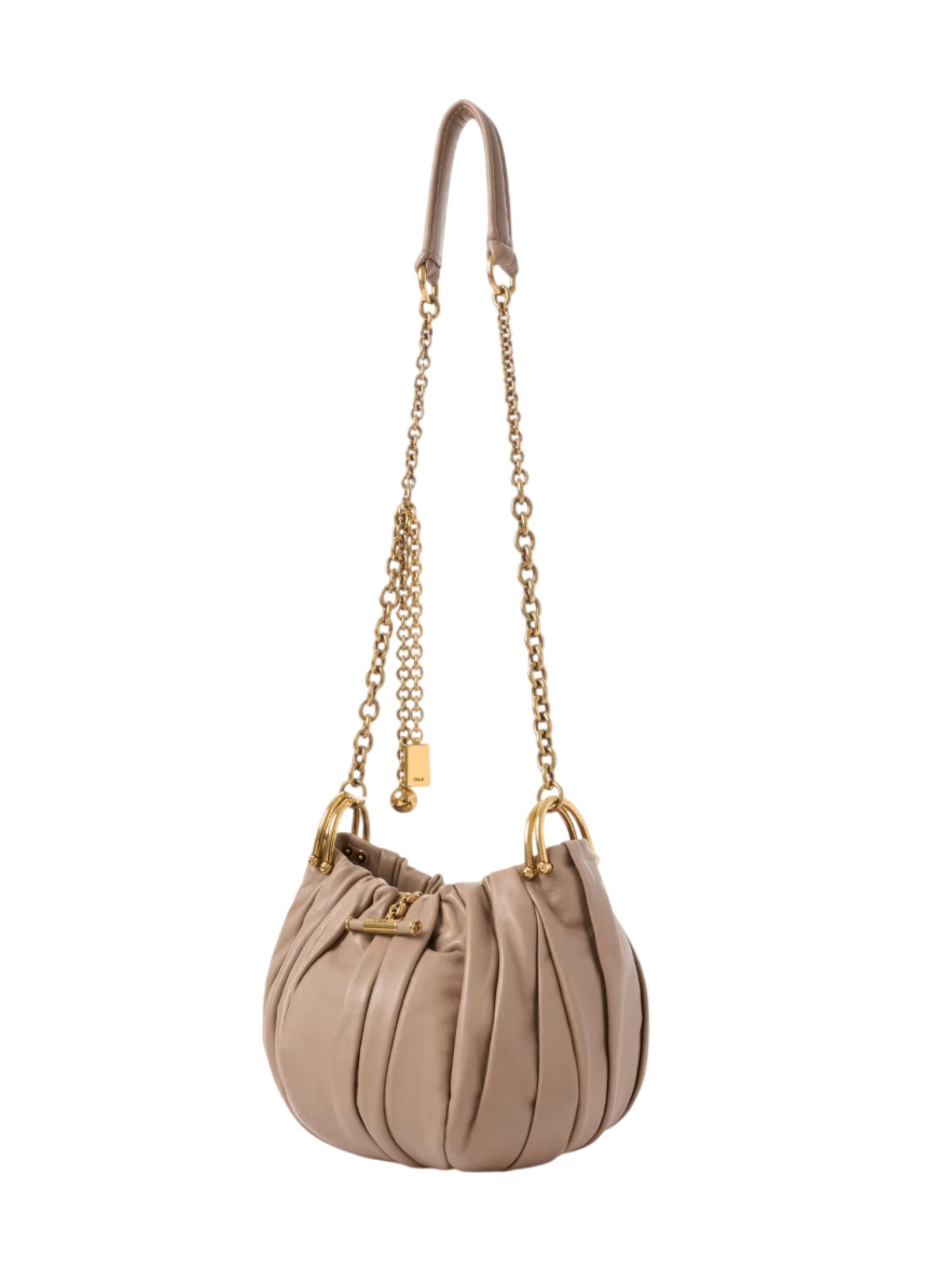 Borsa a spalla Chloé Plissé con catena in pelle plissettata Wood Smoke