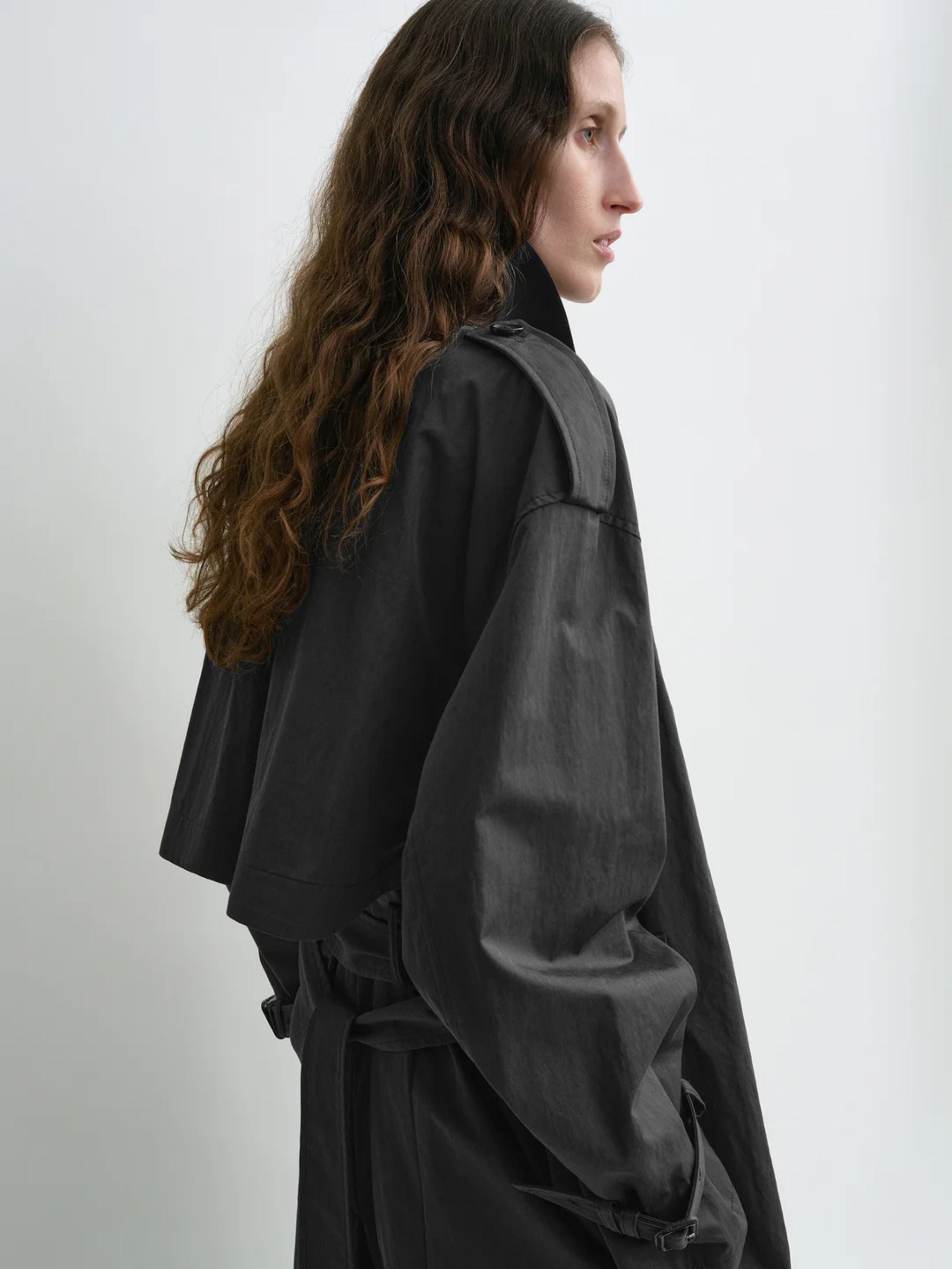 Crisp summer trench washed black