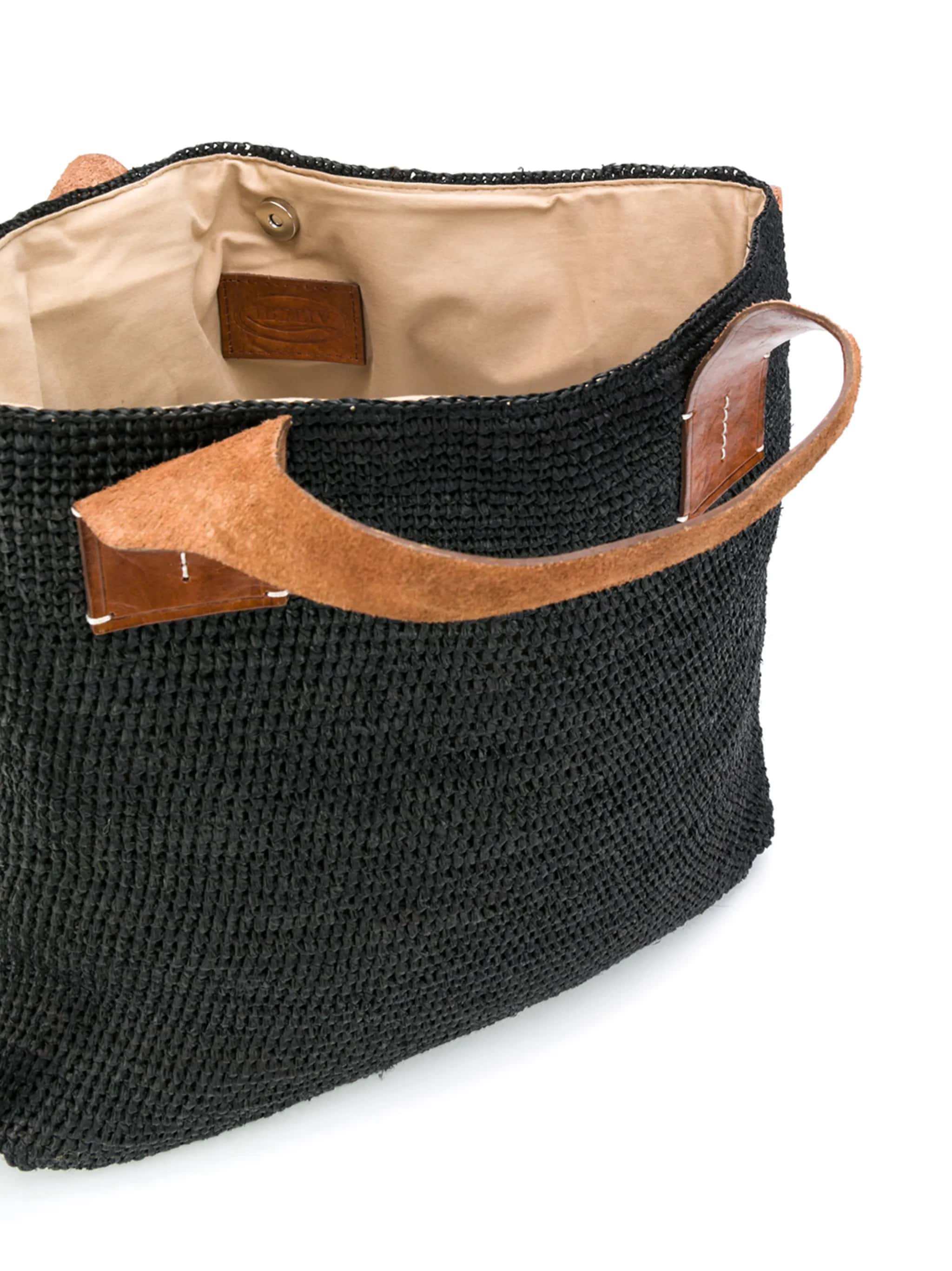 Tote vertical