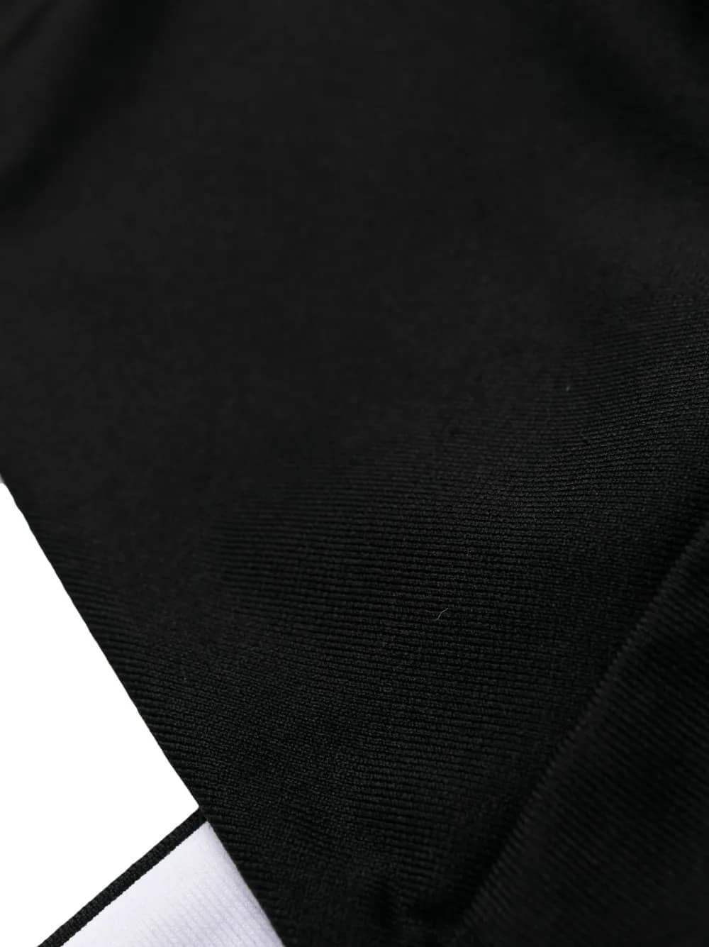 TRIANGOLO ALLUNGATO SLIP ALTO
