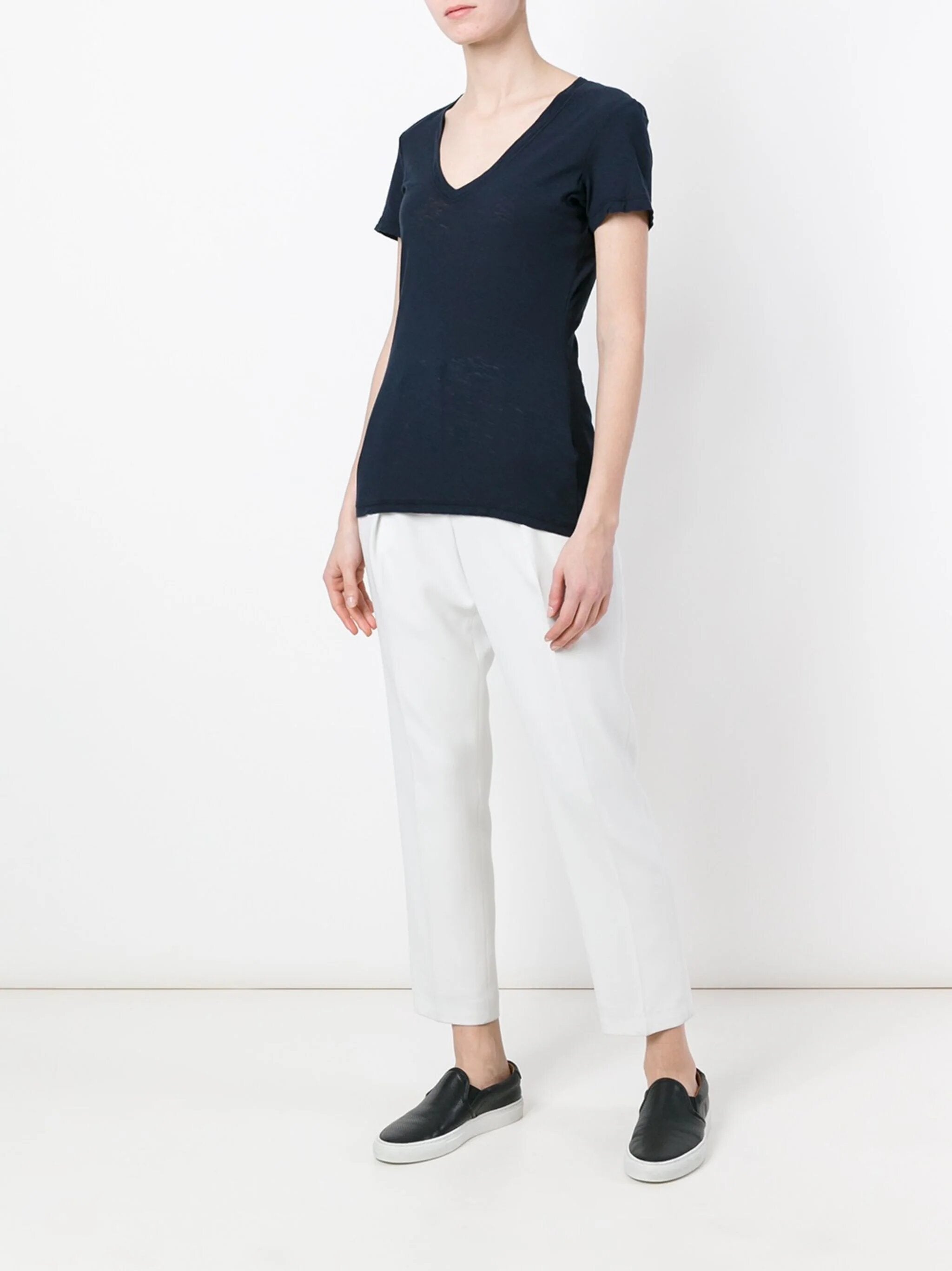 CASUAL TEE V