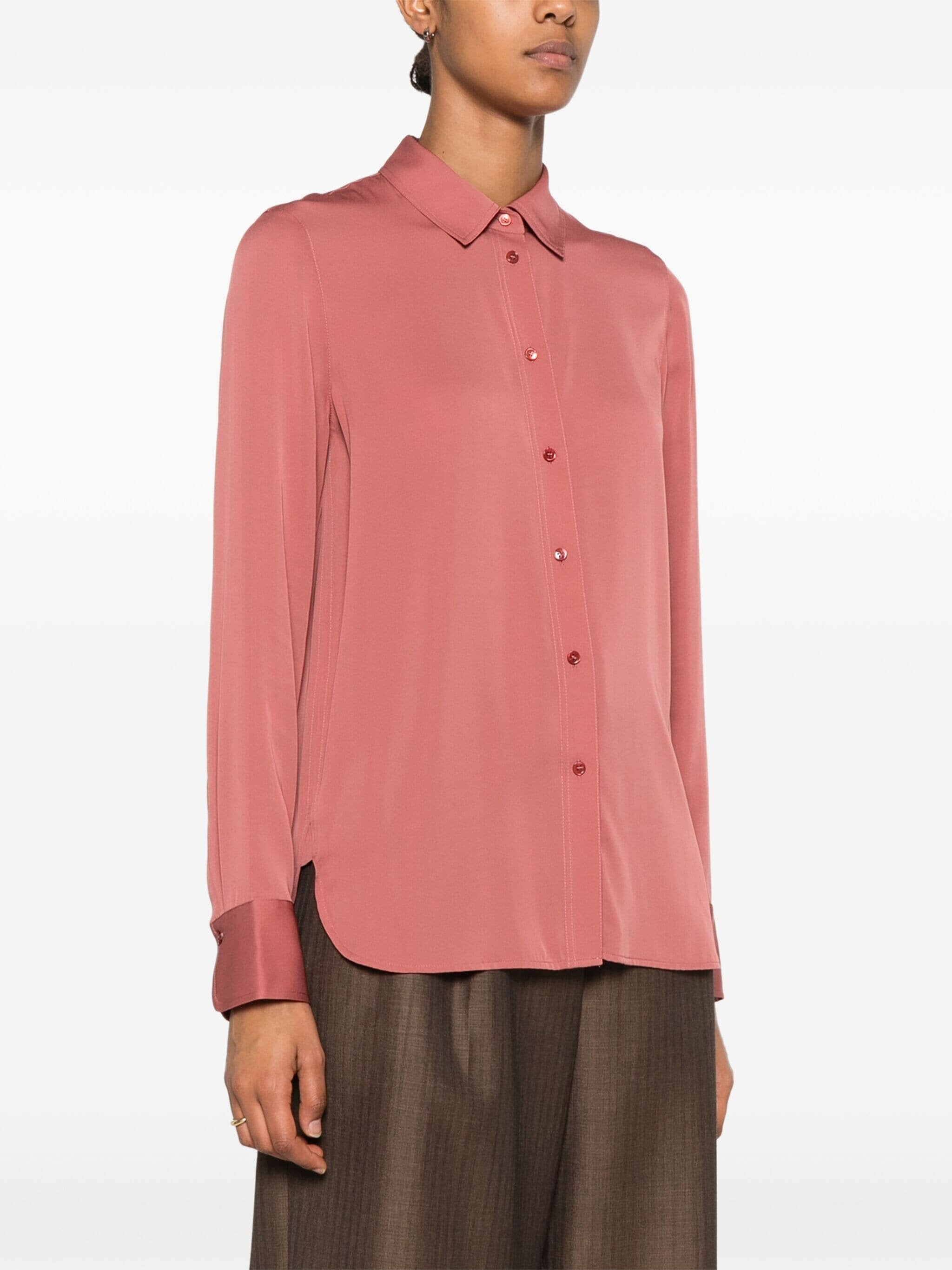 Slim fitted blouse