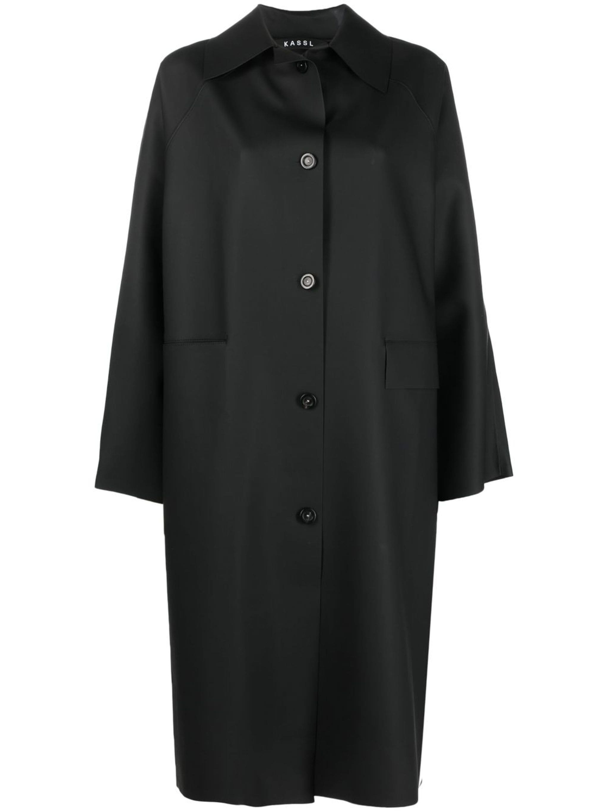 Trench in rubber