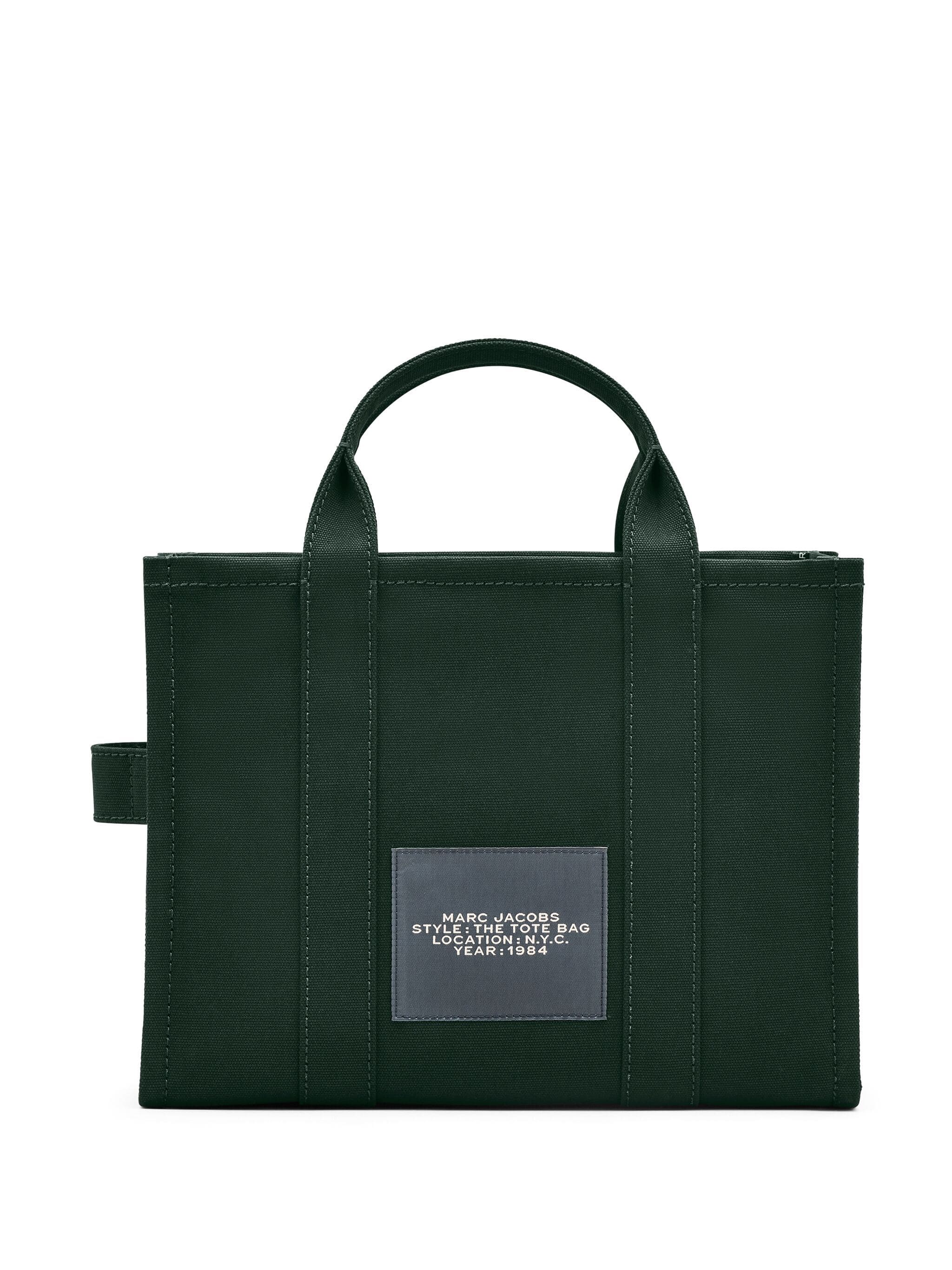 THE MEDIUM TOTE