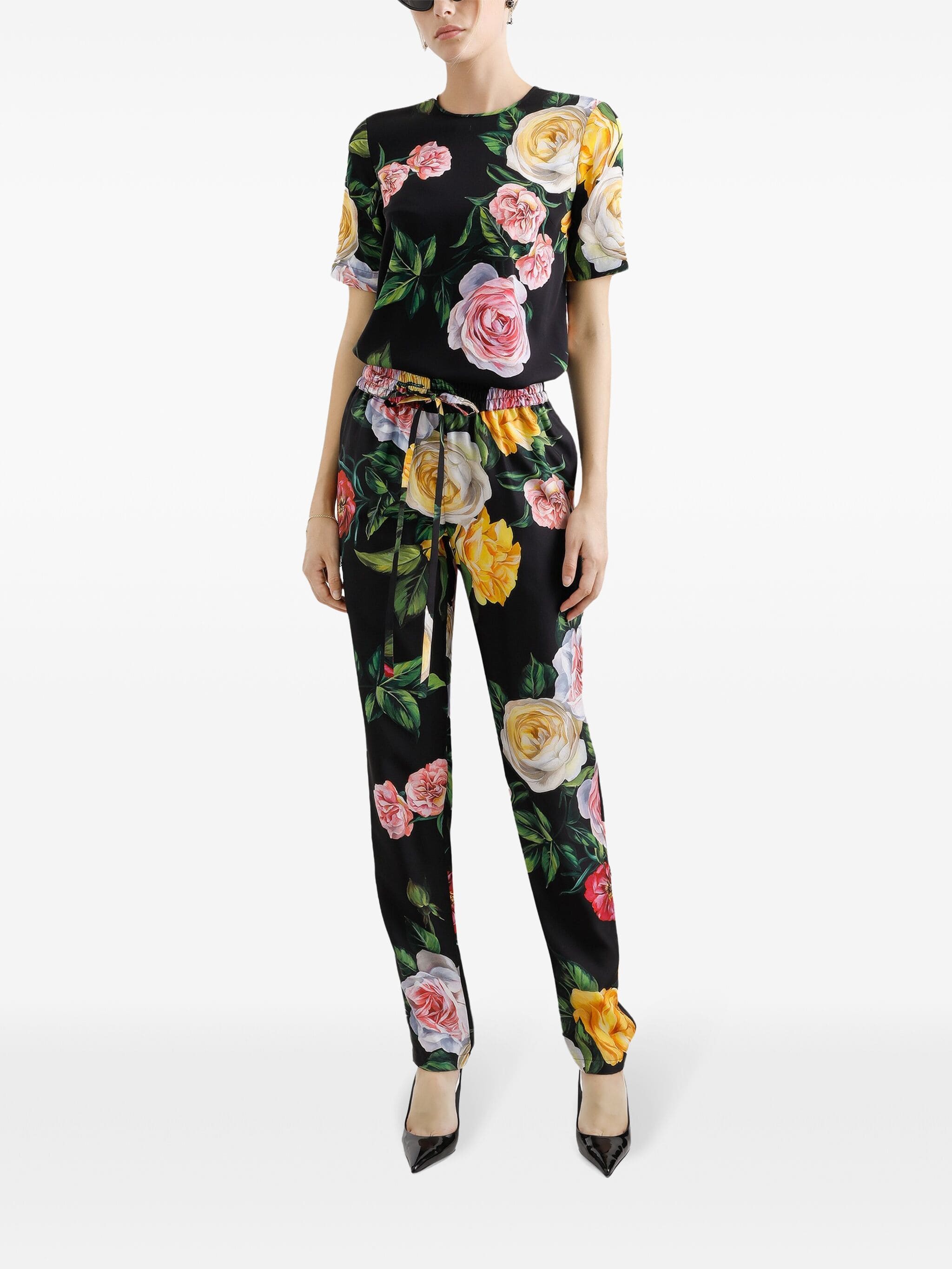 Panta st rose e peonie