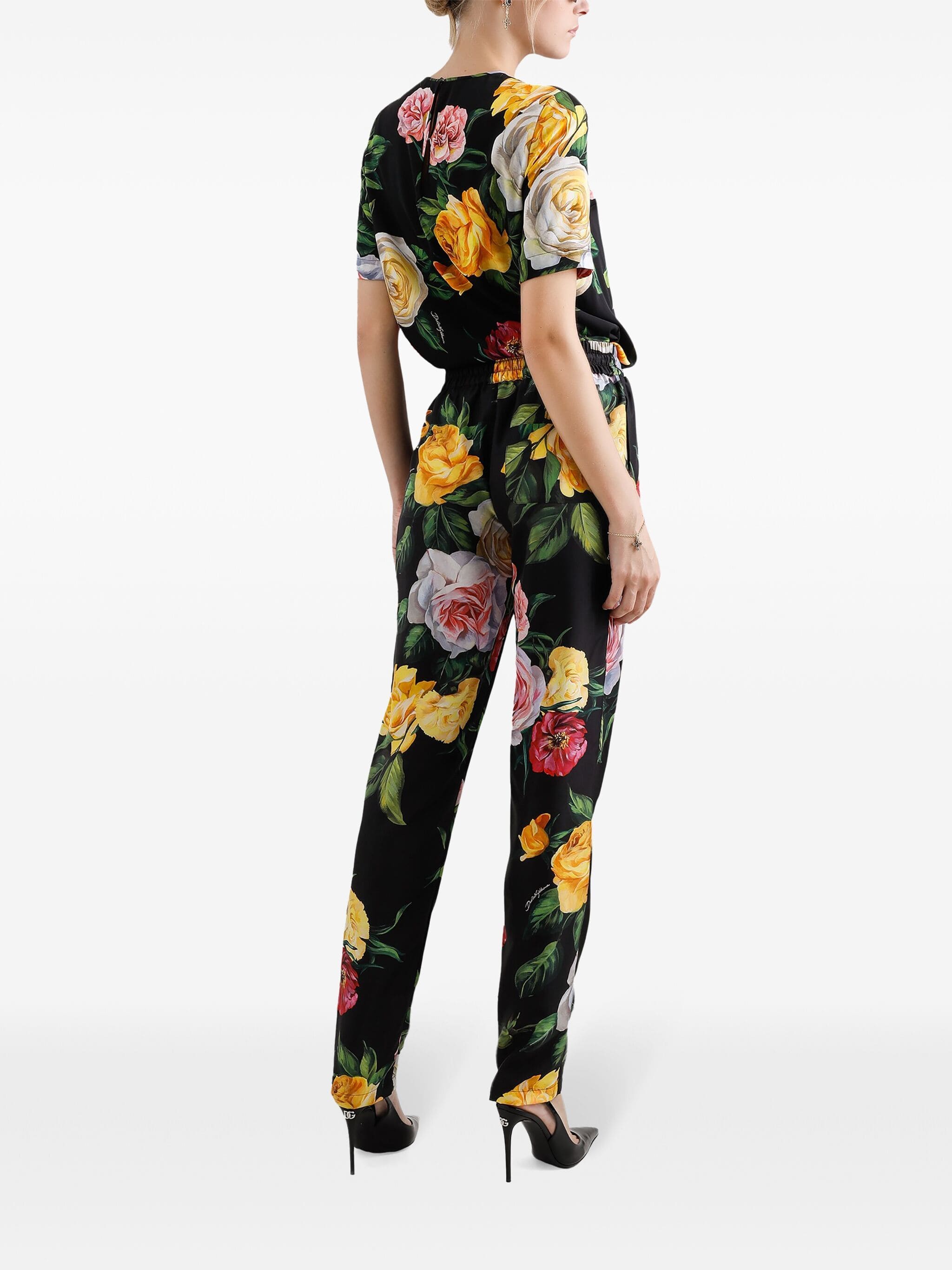 Panta st rose e peonie