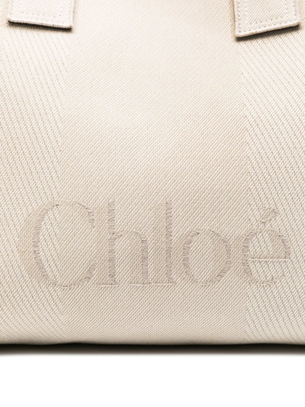 Chloe Carry