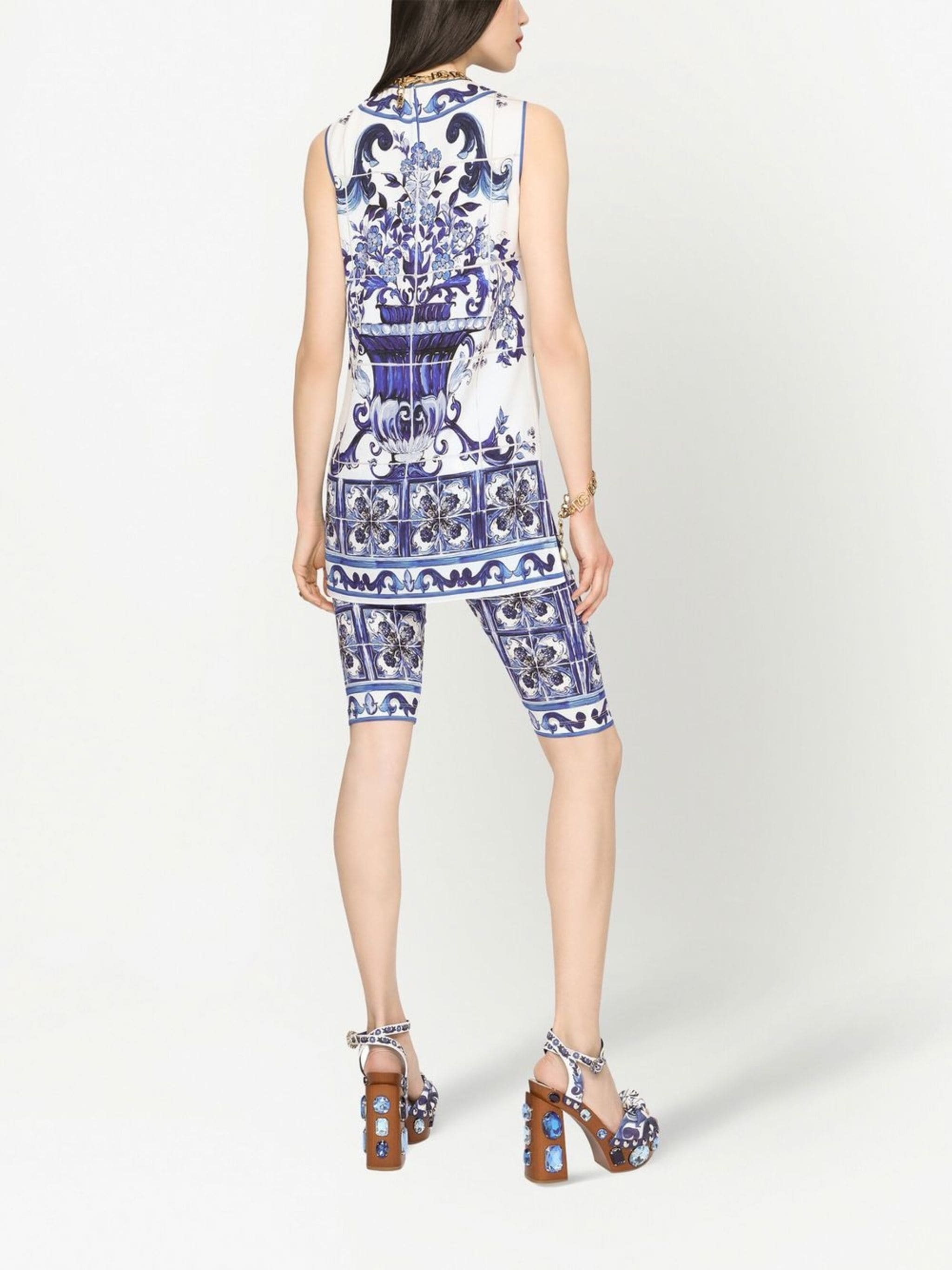 Top girocollo smanicato