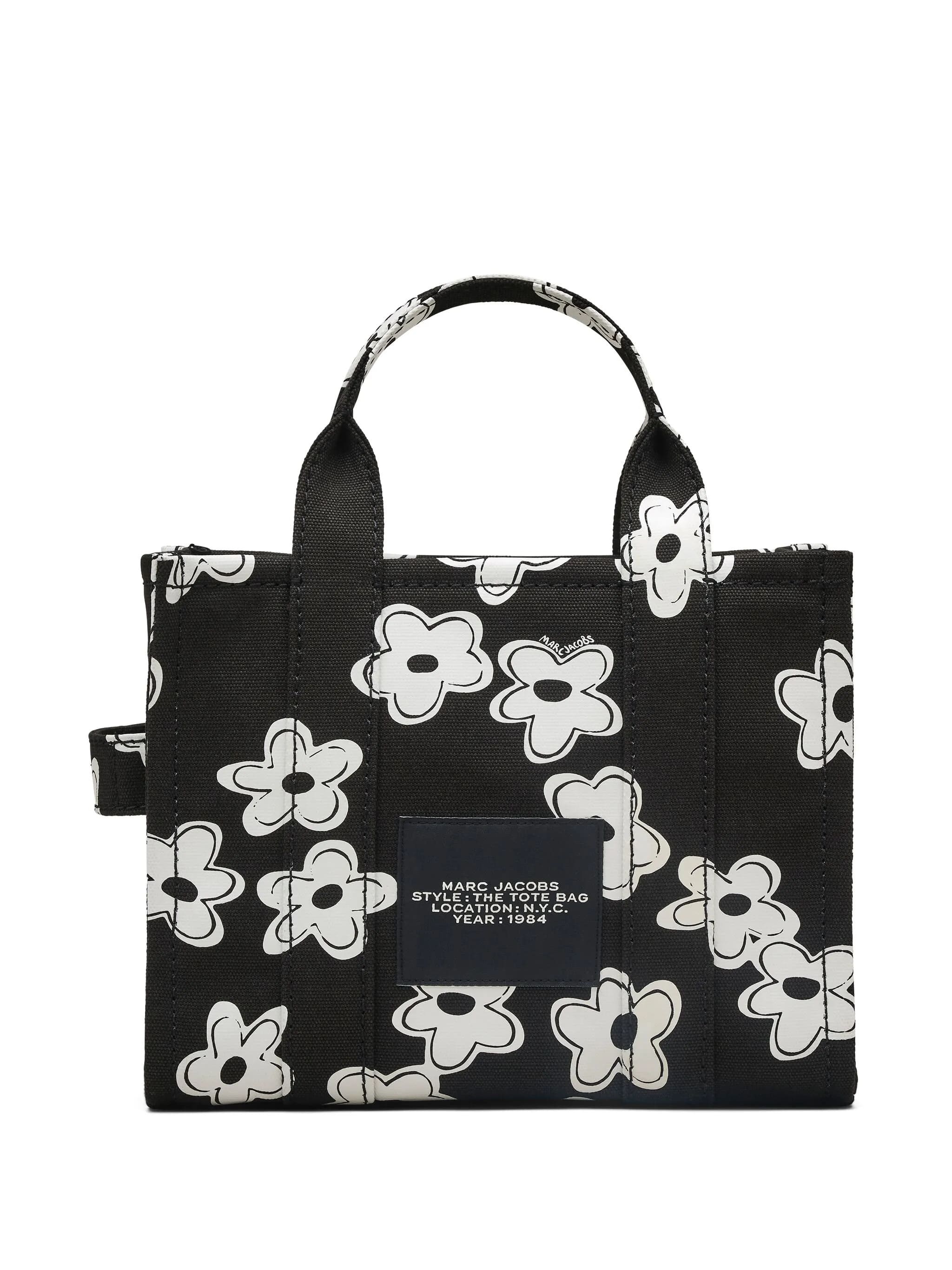 The small tote dasy