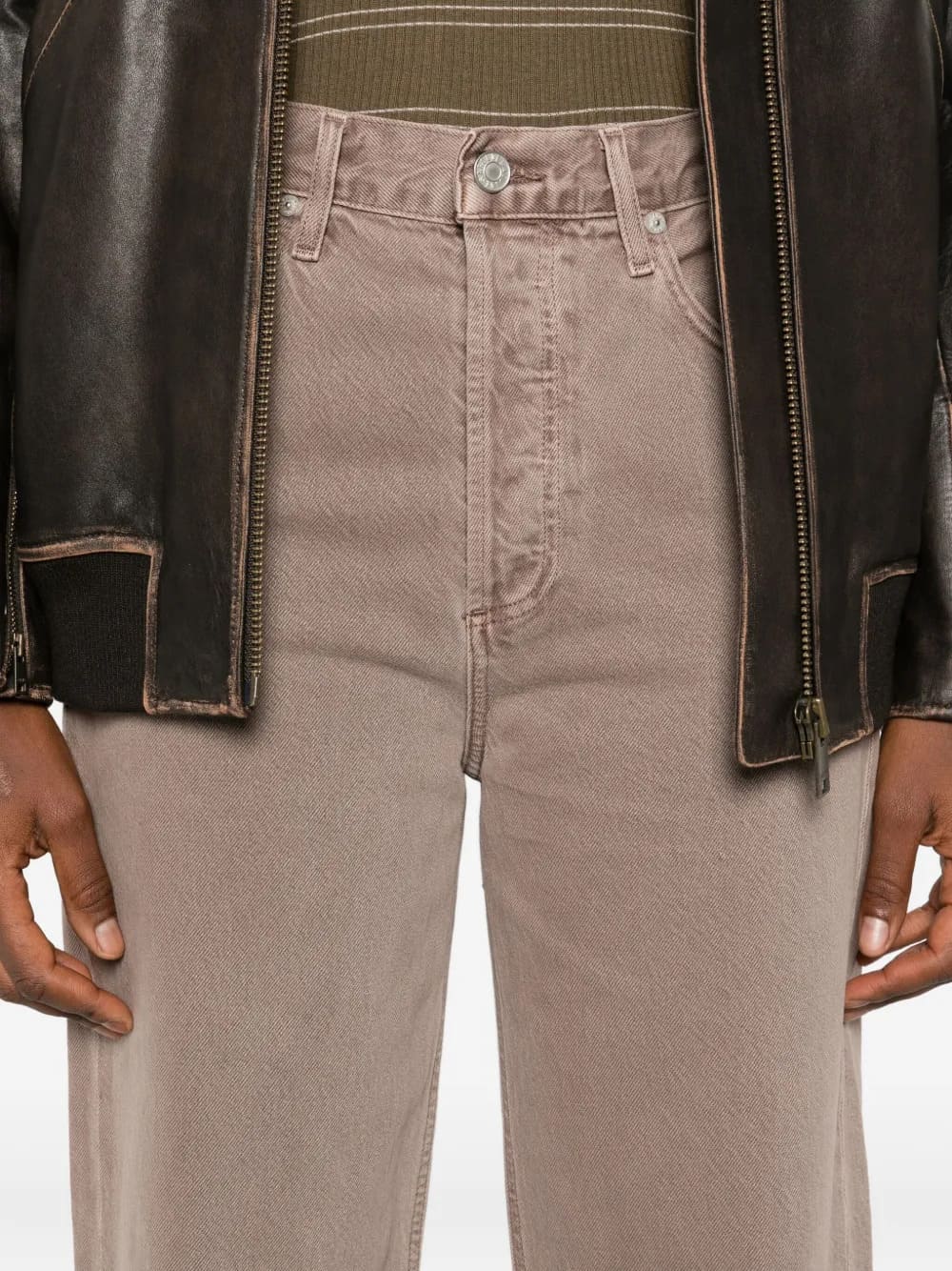 Jeans con bottoni