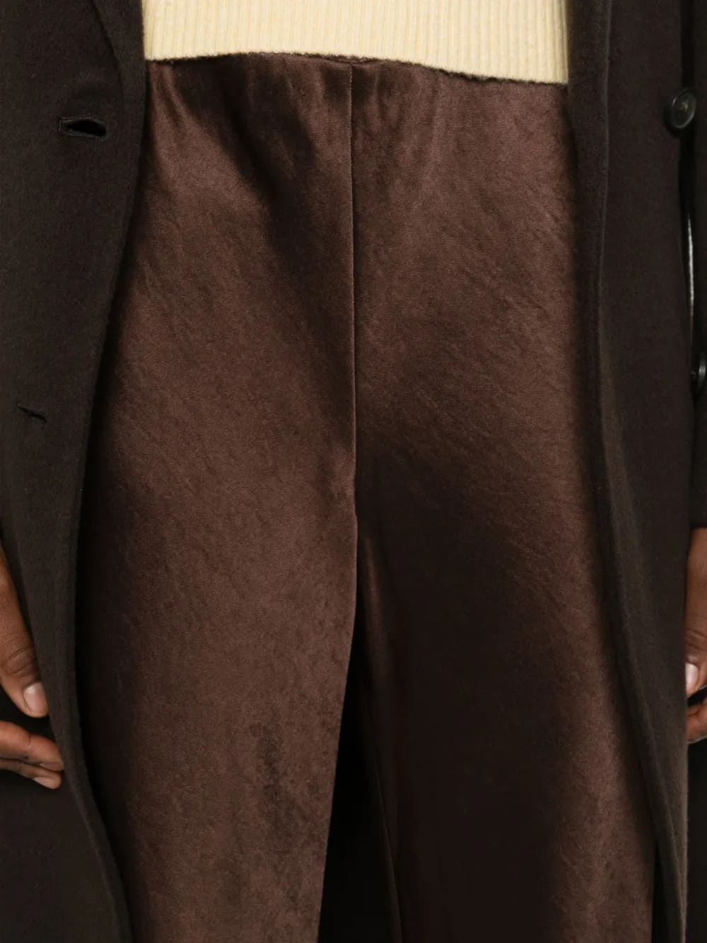 Pantaloni in raso