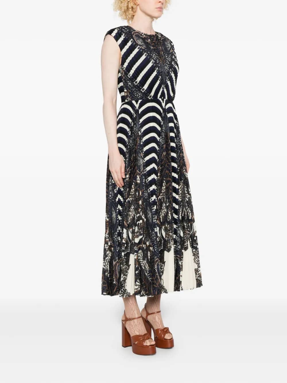 VIOLETA PLEATED