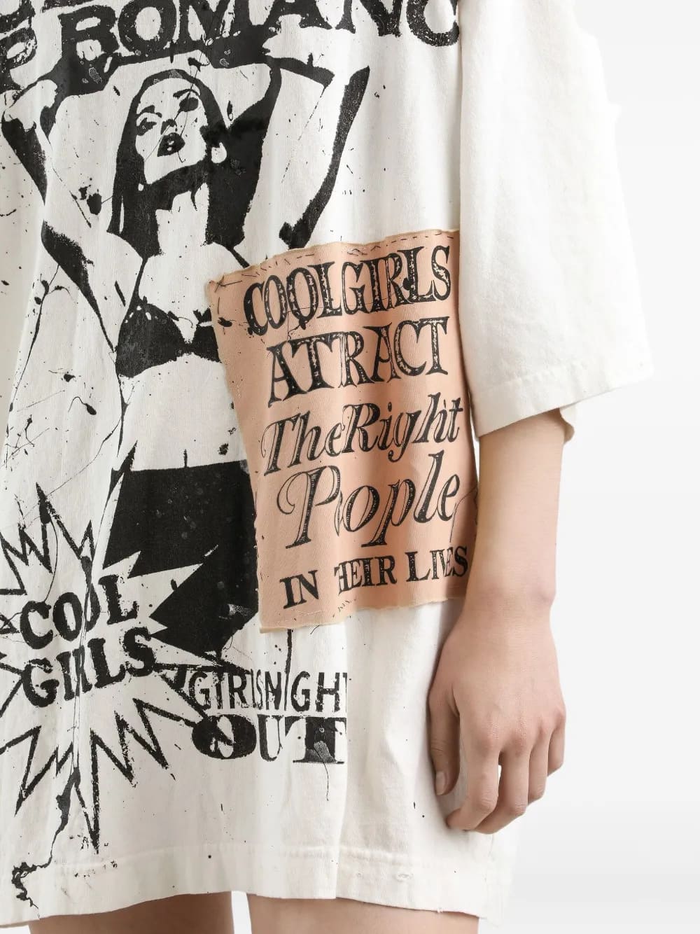 T SHIRT OVER CON SCRITTE