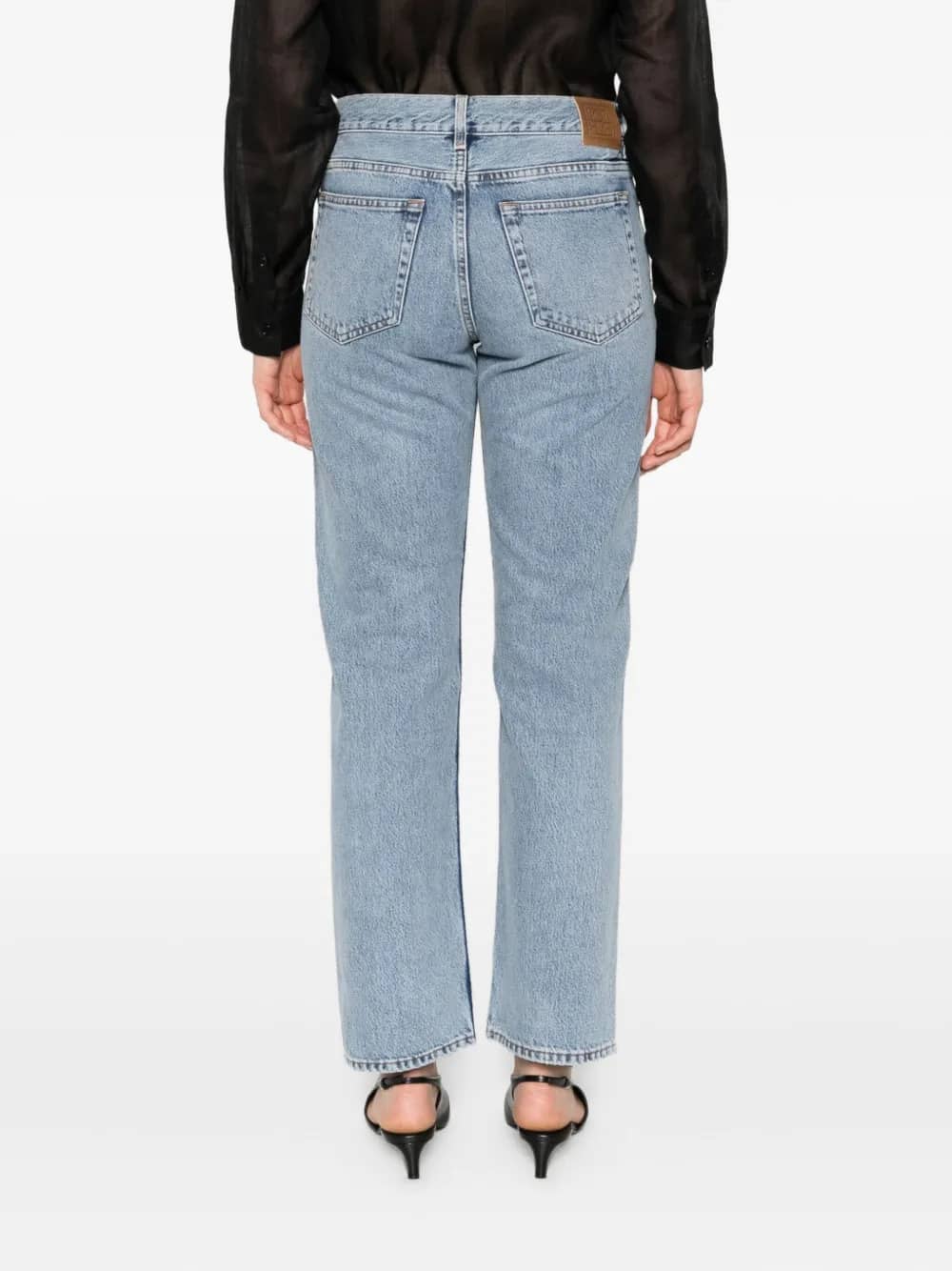 LOW STRAIGHT DENIM