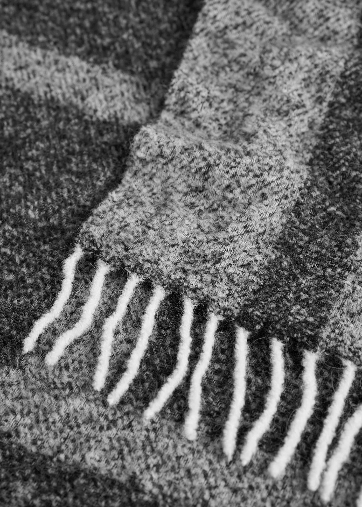 MONOGRAM JACQUARD SCARF