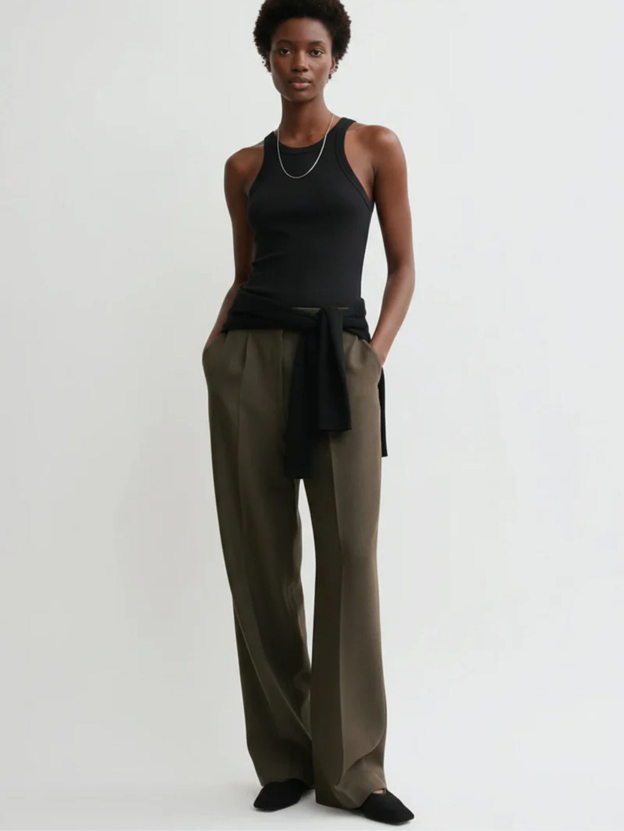 CURVED RIB TANK