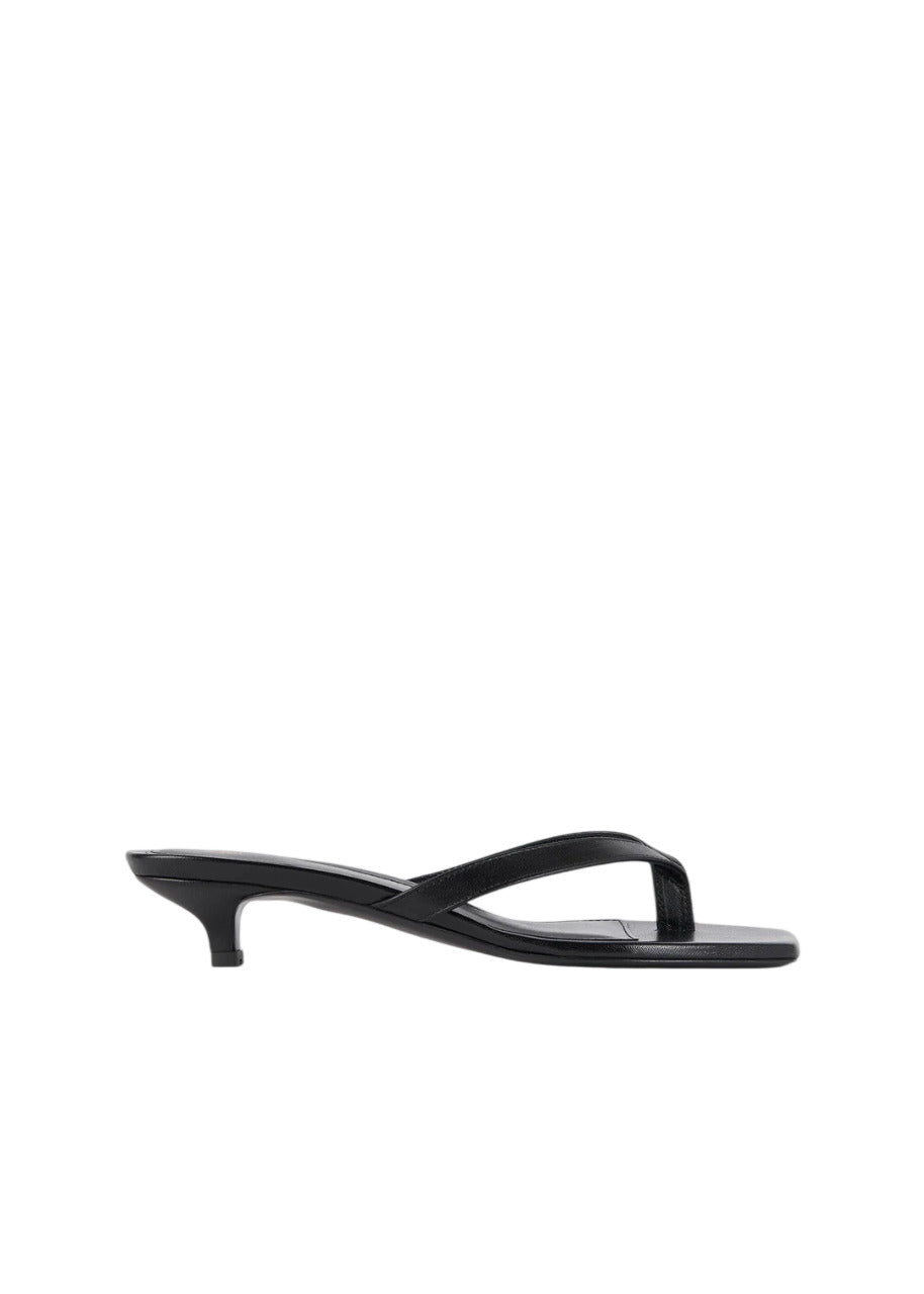 FLIP FLOPS IN PELLE CON TACCO