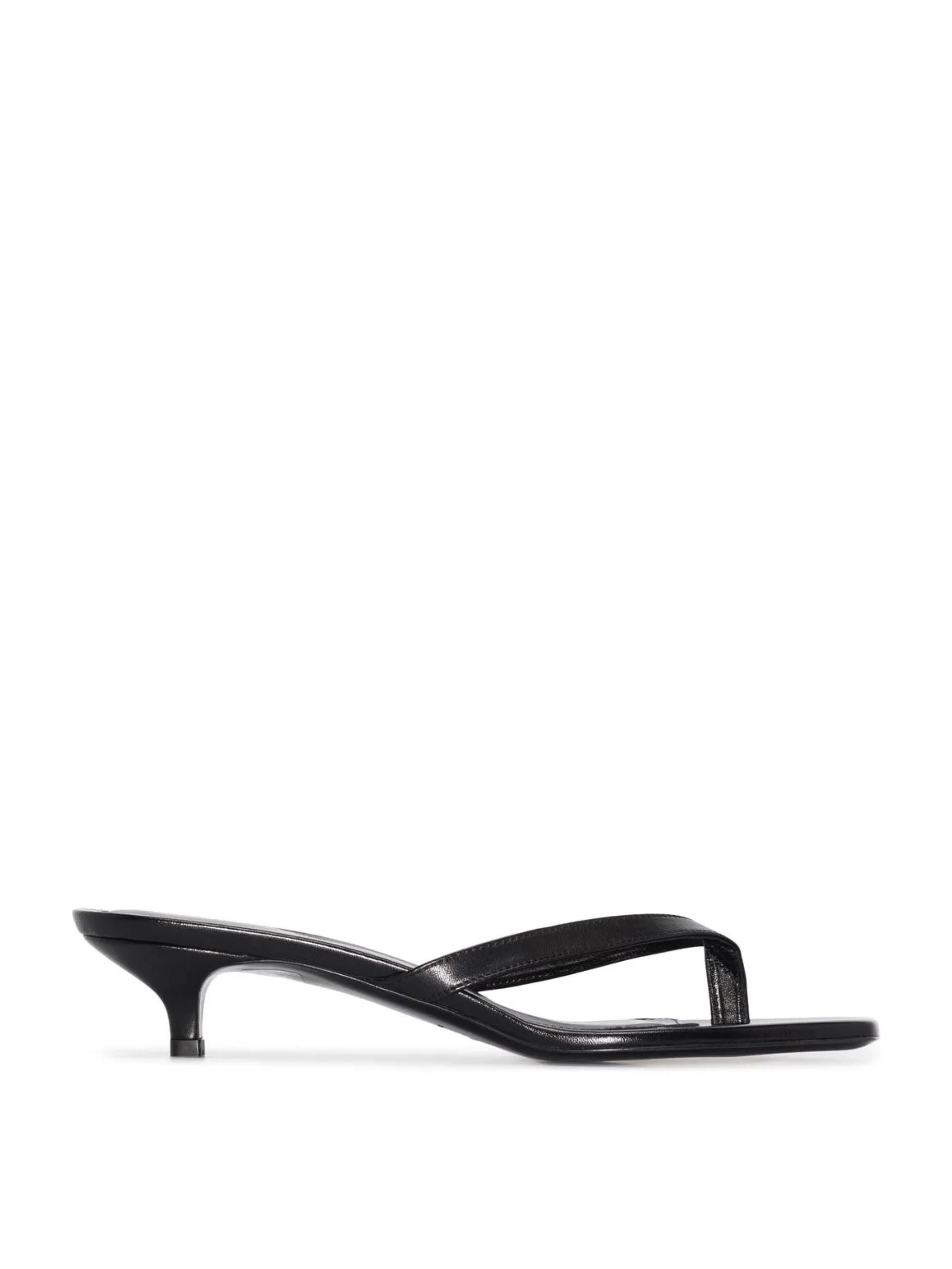 FLIP FLOPS IN PELLE CON TACCO