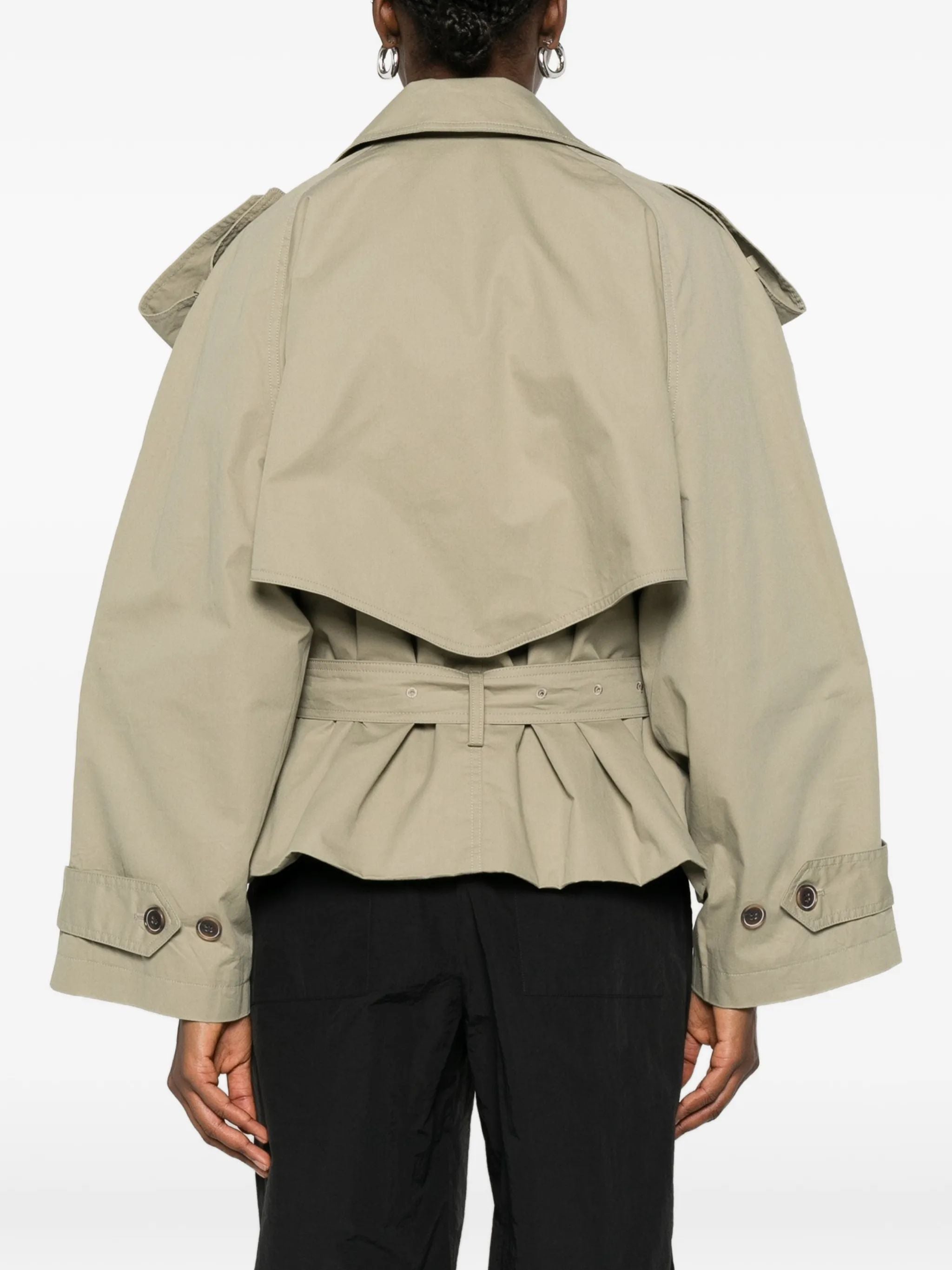 TRENCH CORTO