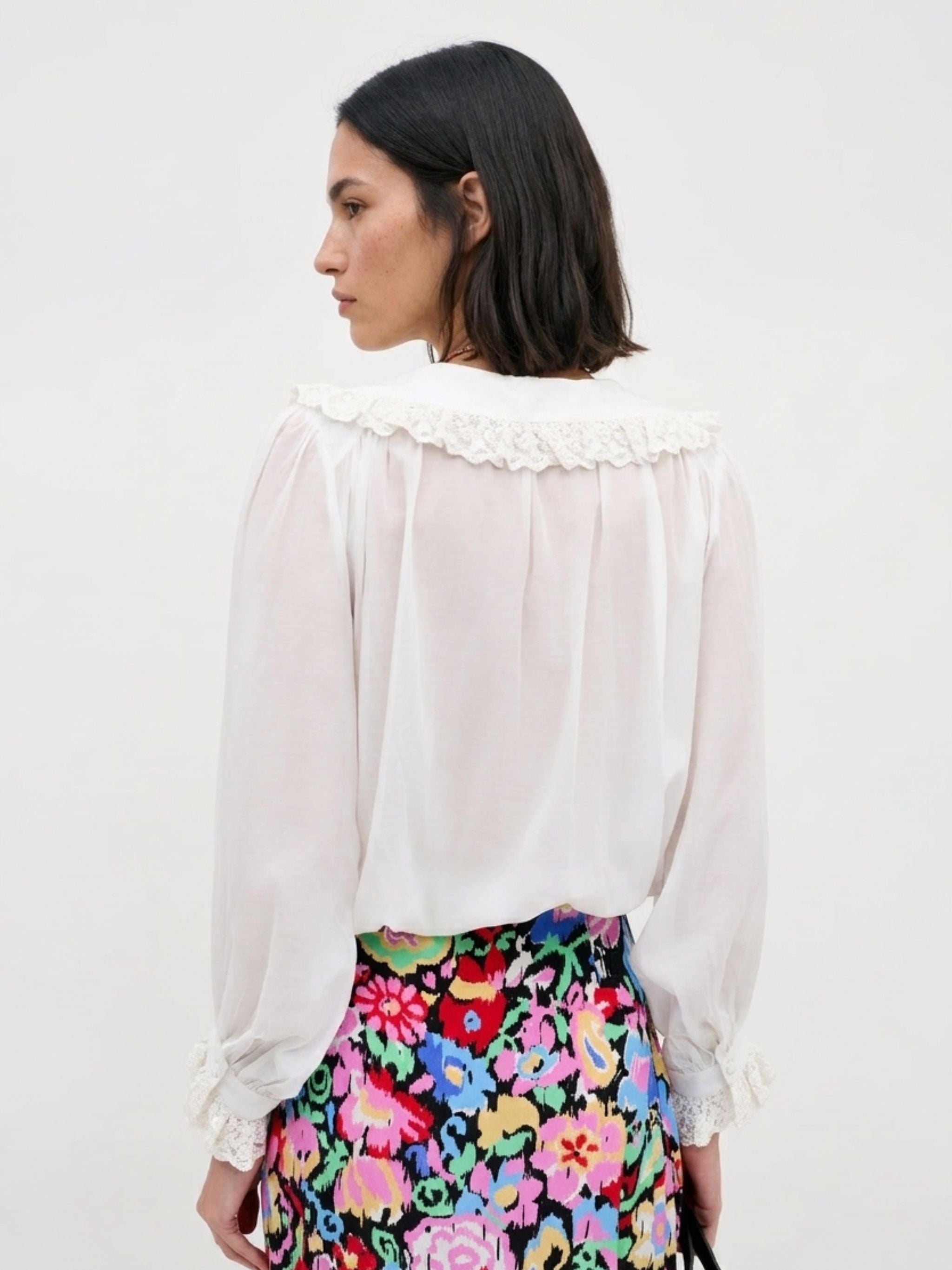 CAMICIA CON STRINGHE