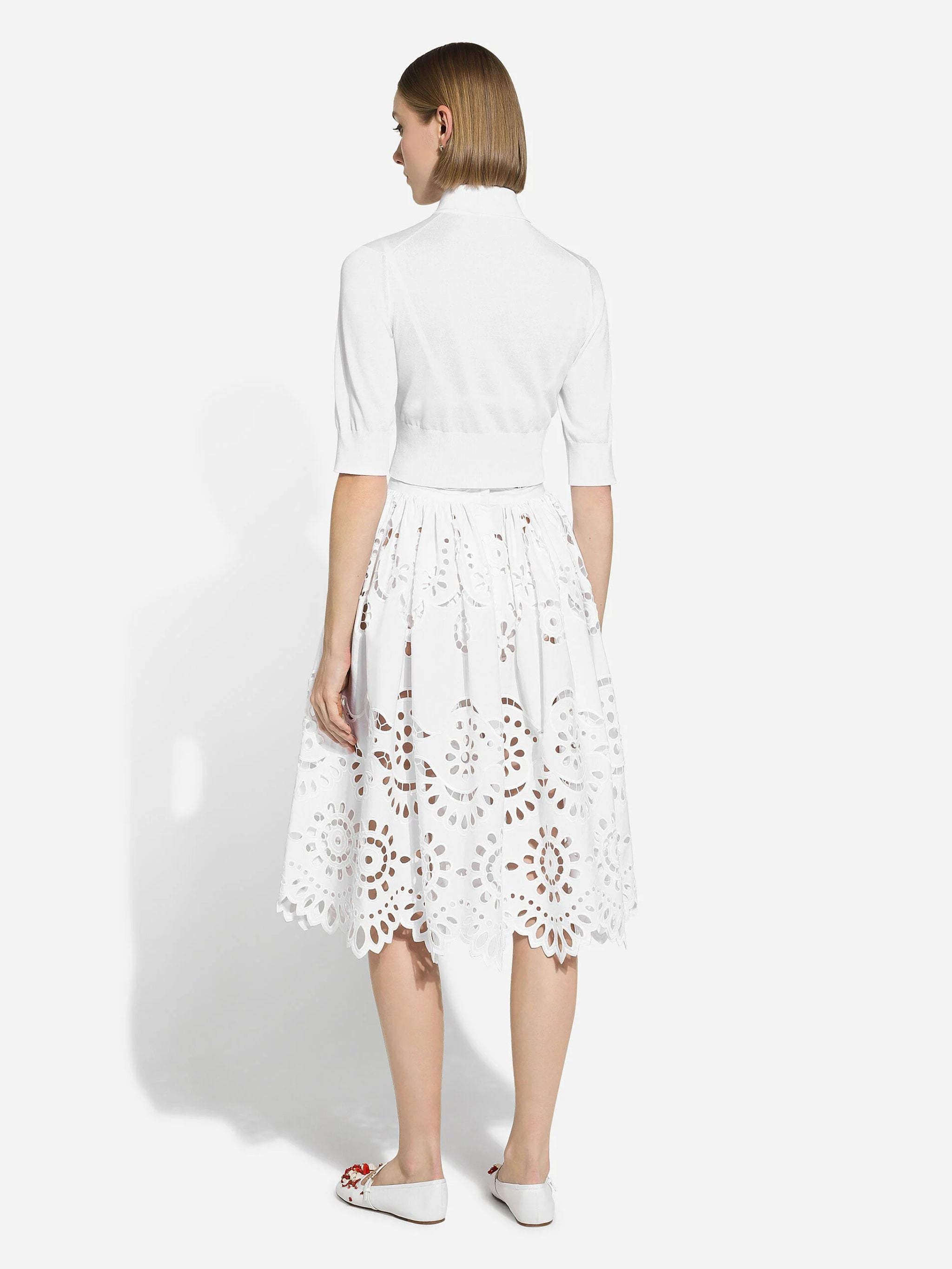 Gonna midi a ruota in cotone con ricamo cut out