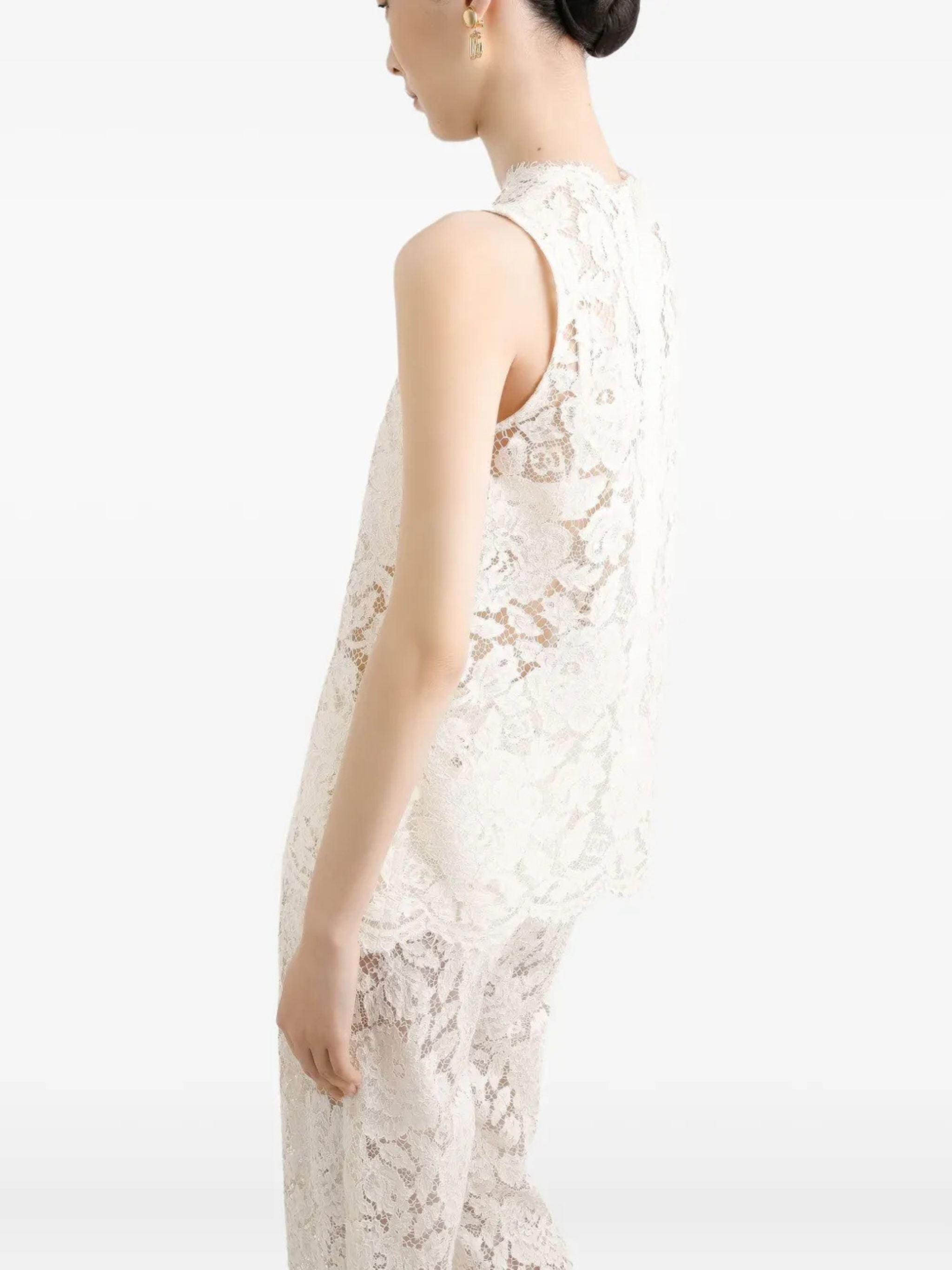 Cordonetto floral lace top