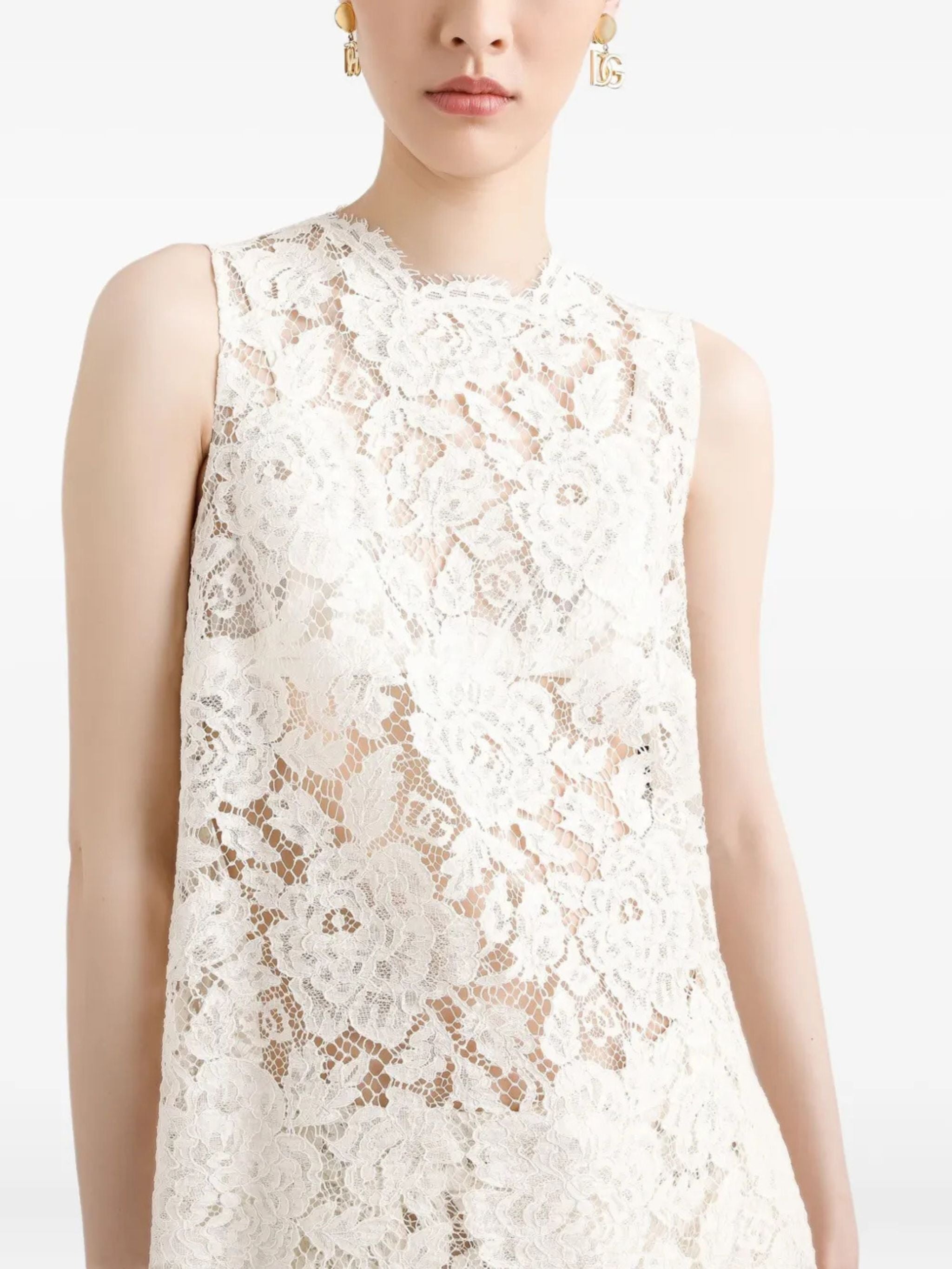 Cordonetto floral lace top