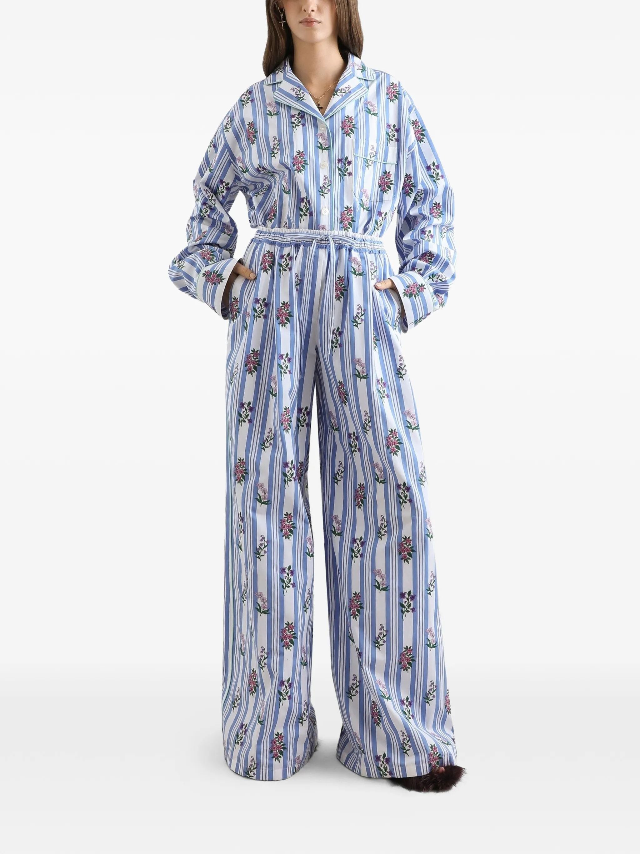 Pantaloni con ricamo a fiori