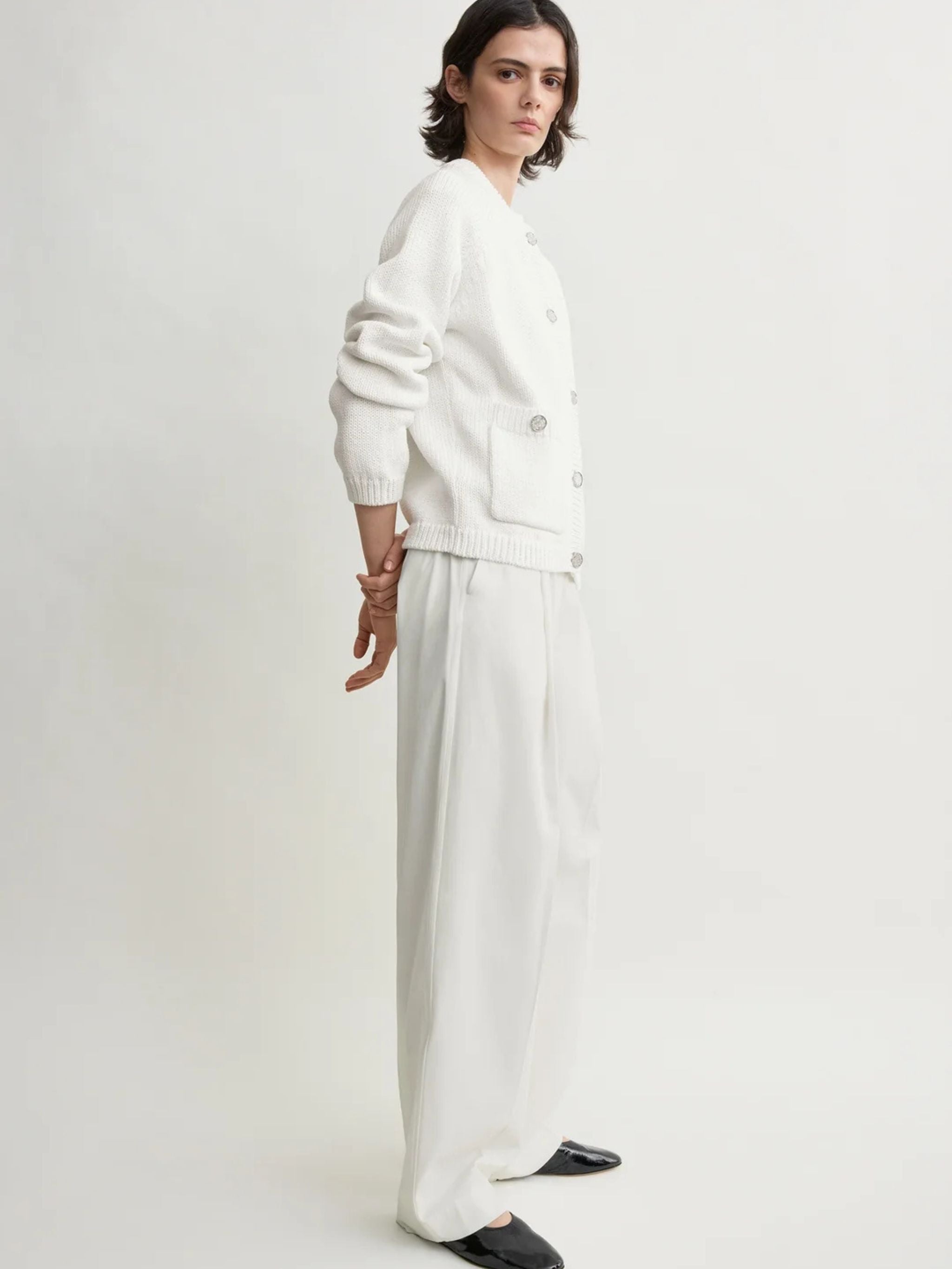 Hammered button cotton cardigan white