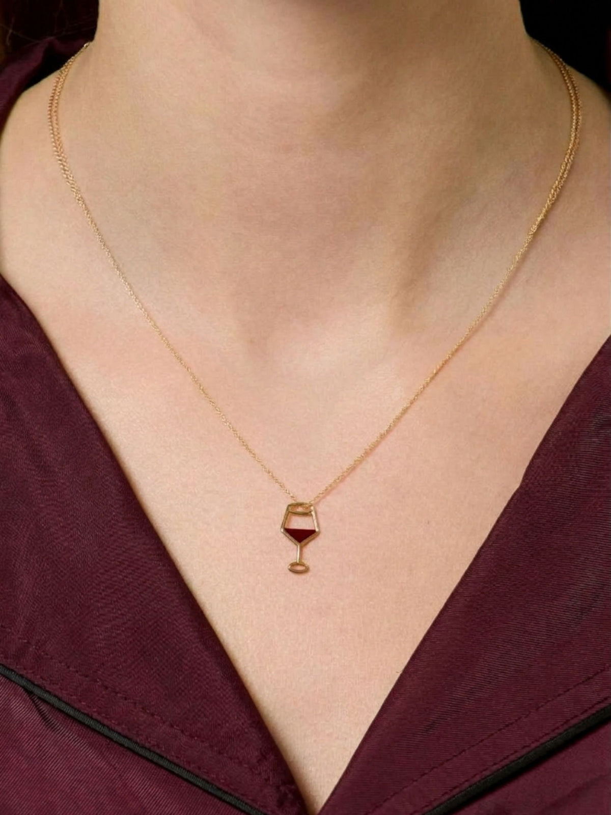 VINO ENAMEL COLLANA