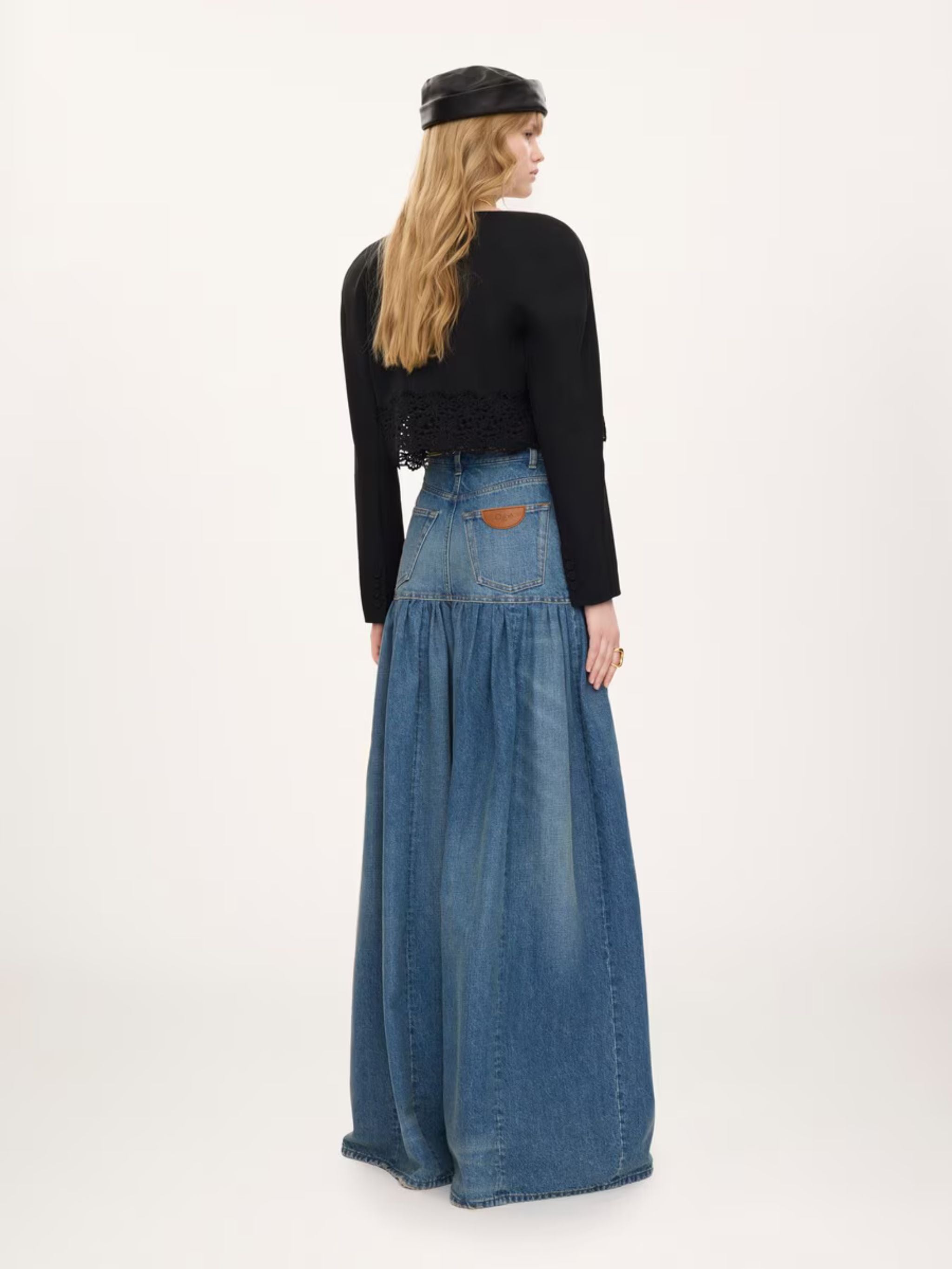 JEANS GAMBA LARGA PLISSE`