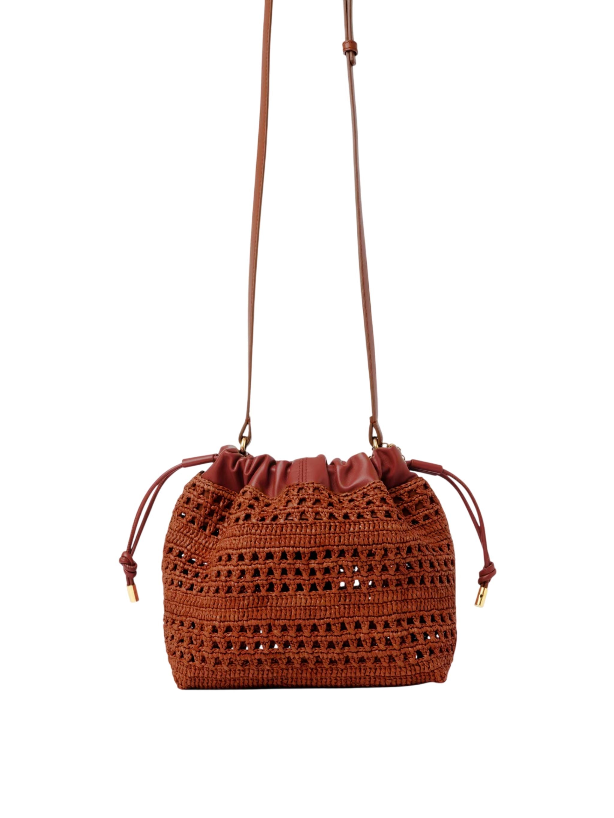 Borsa a tracolla Mini Summer Banana con coulisse in rafia Clay Brown