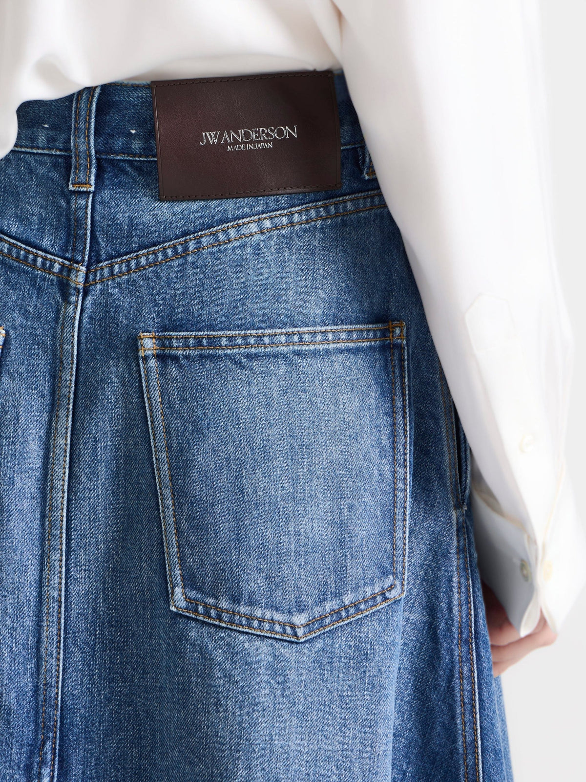 DROP FRONT SKIRT