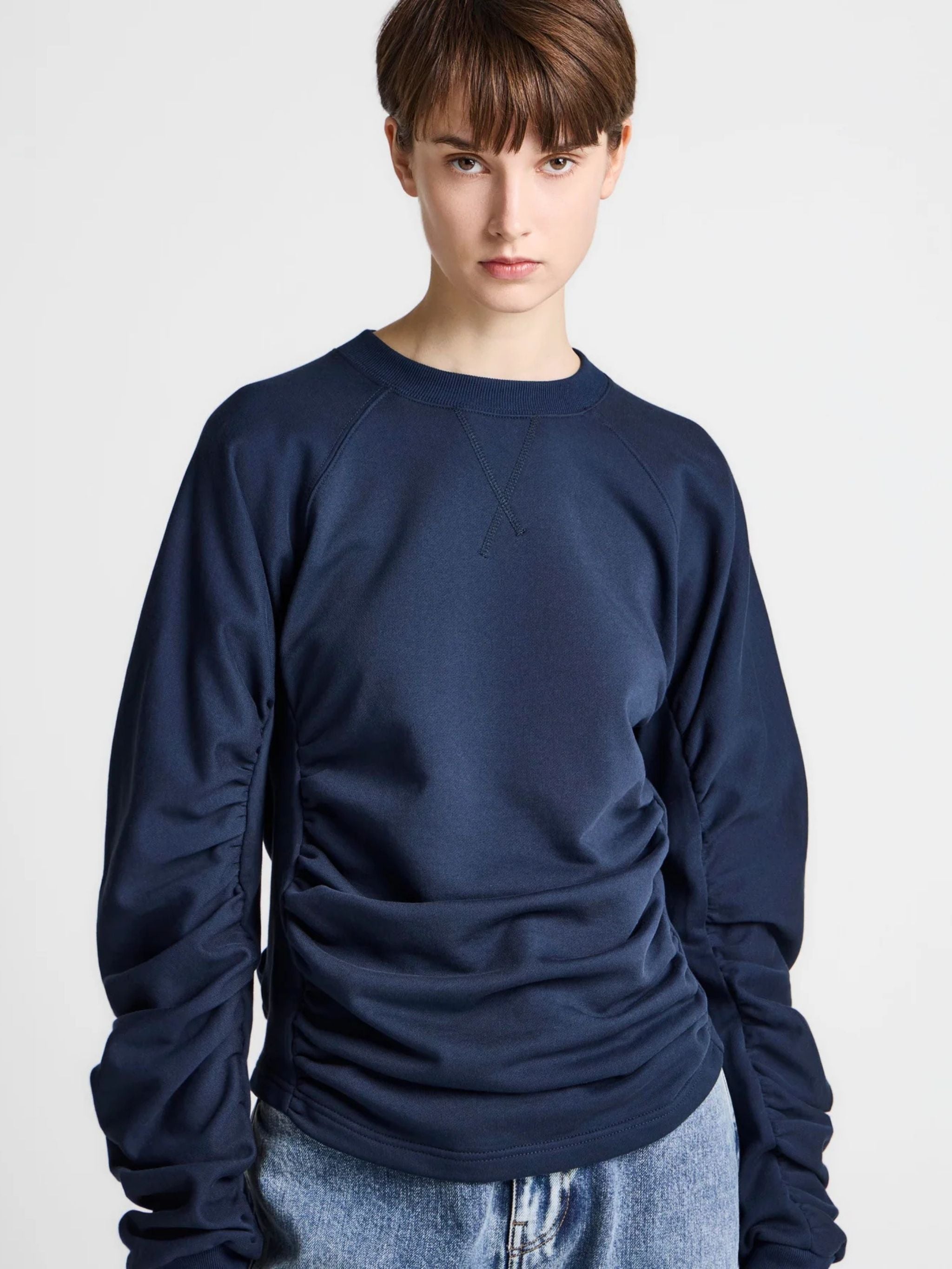 RUCHED SLEEVE SWEATSHIRT