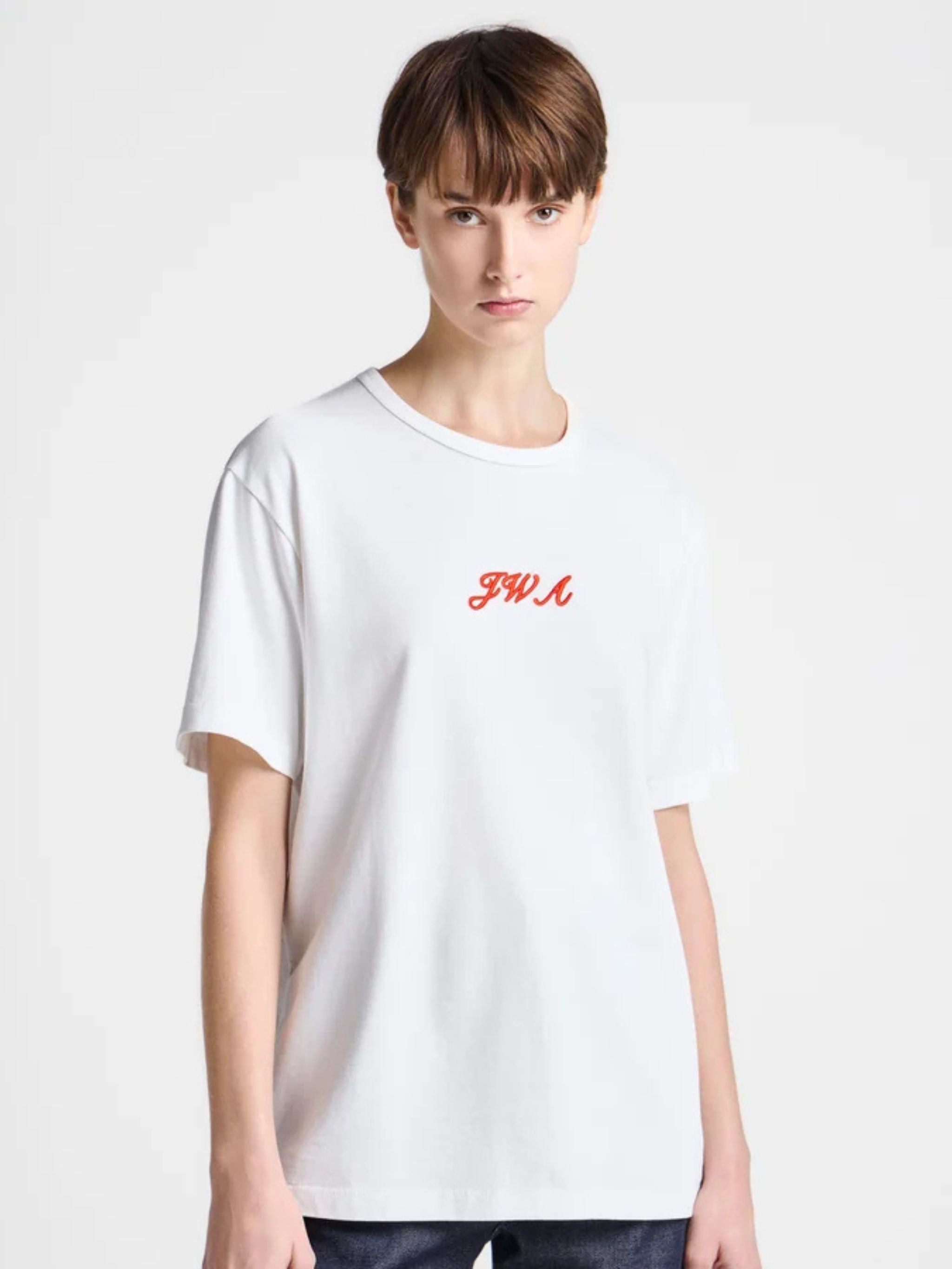 JWA SCRIPT T SHIRT