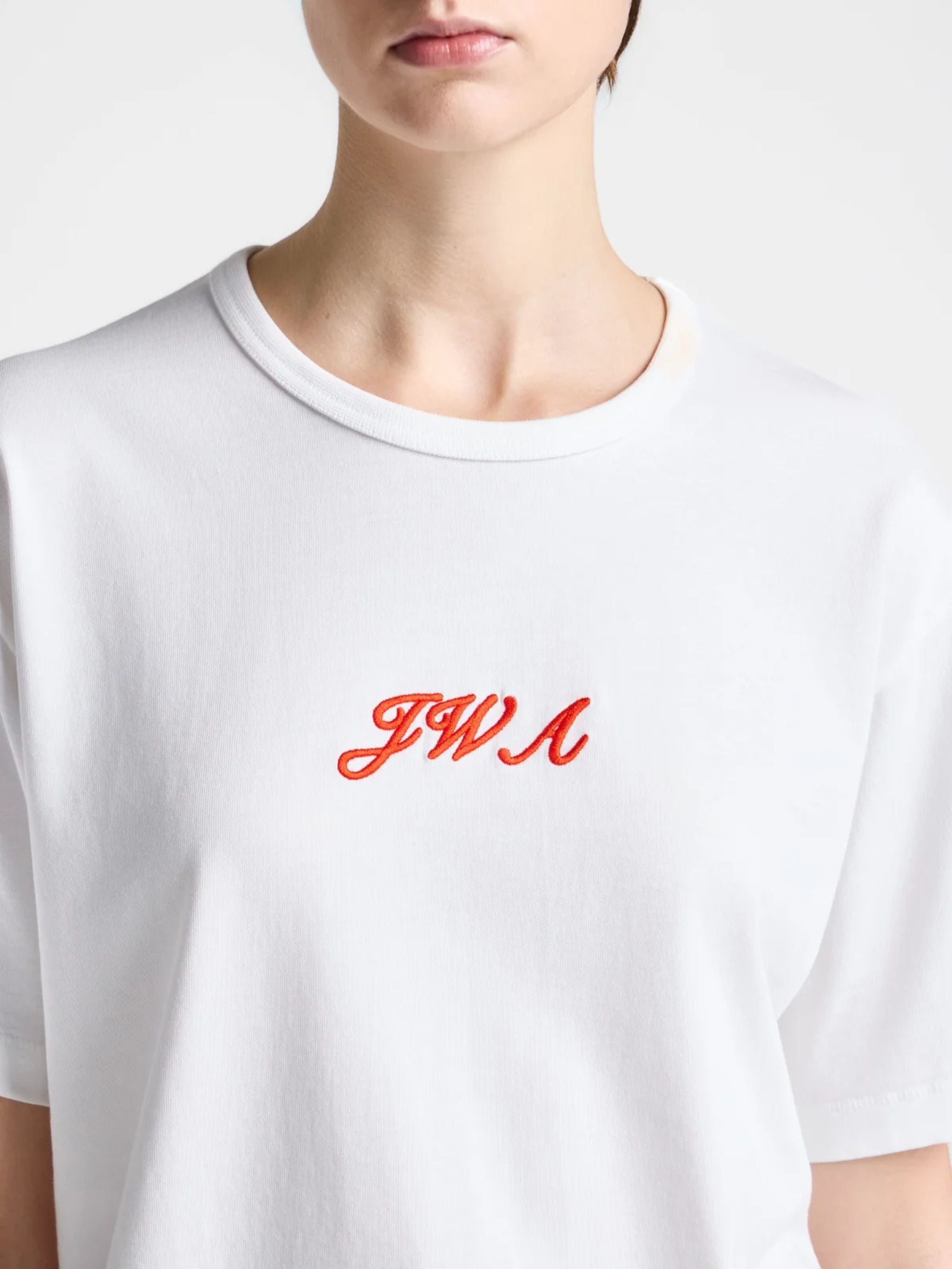 JWA SCRIPT T SHIRT
