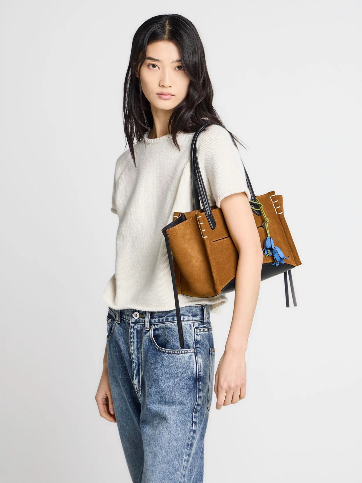 Borsa Cabas Loafer allungata in camoscio