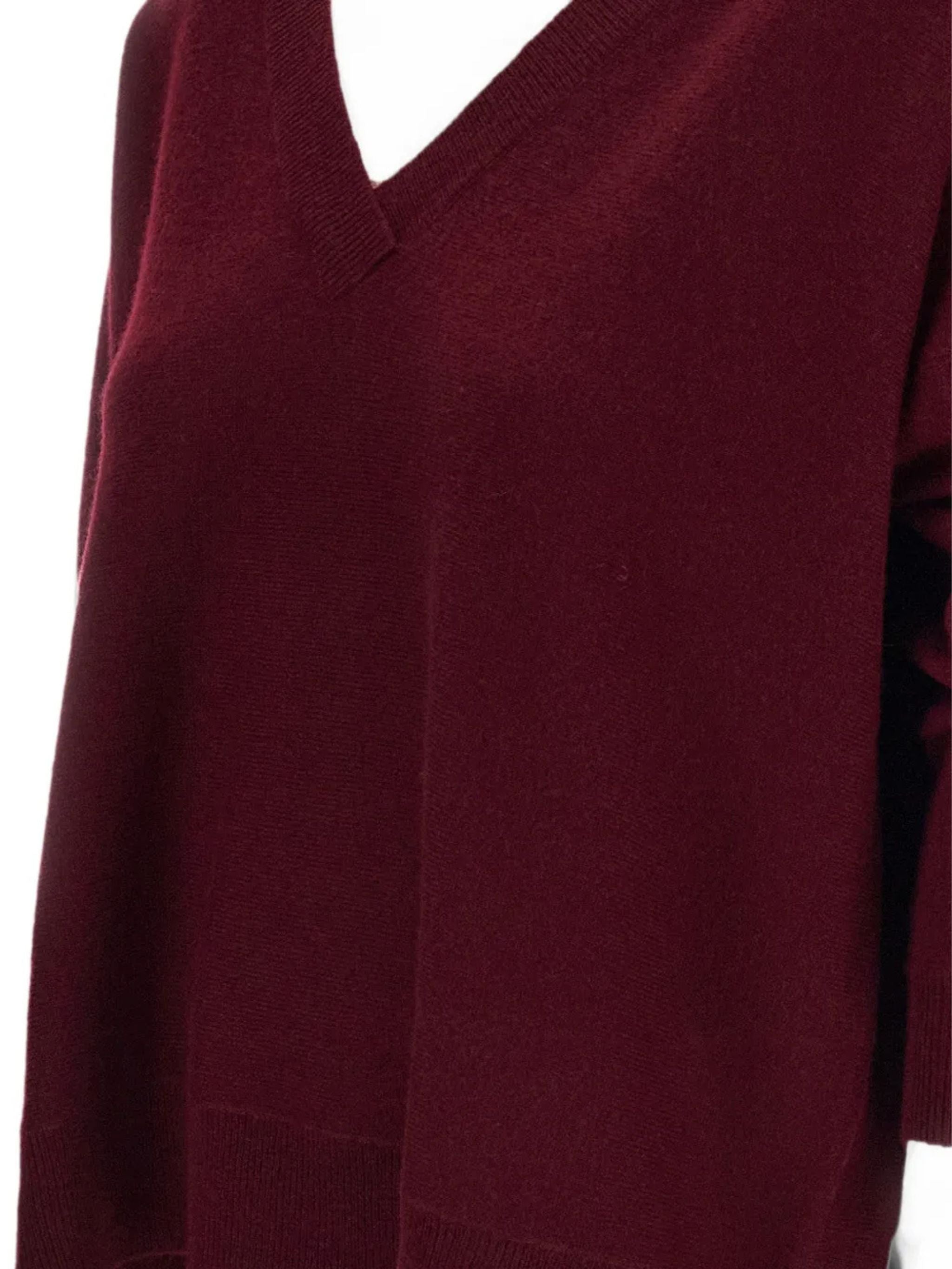 Maglione in cashmere con scollo a V
