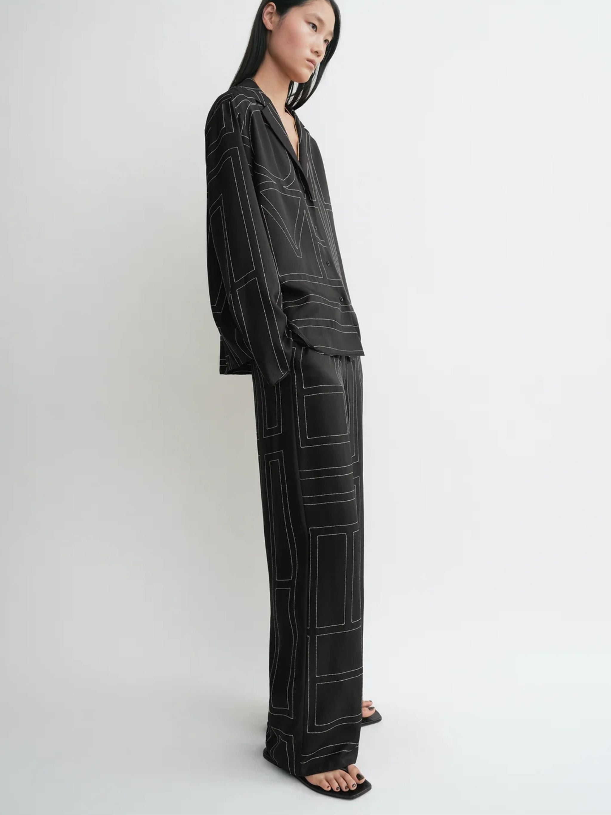 Monogram silk pj top black