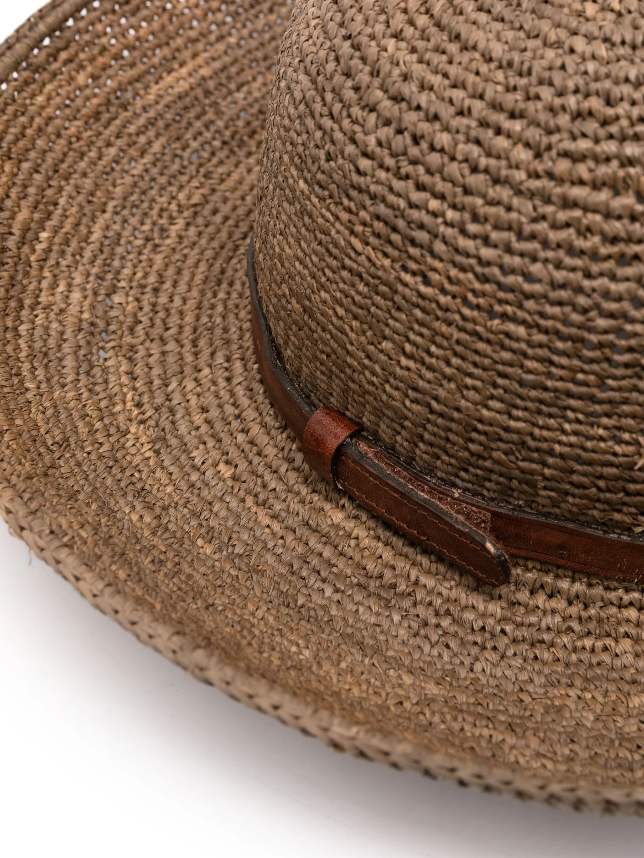 Rova dark tea cappello in rafia all`uncinetto