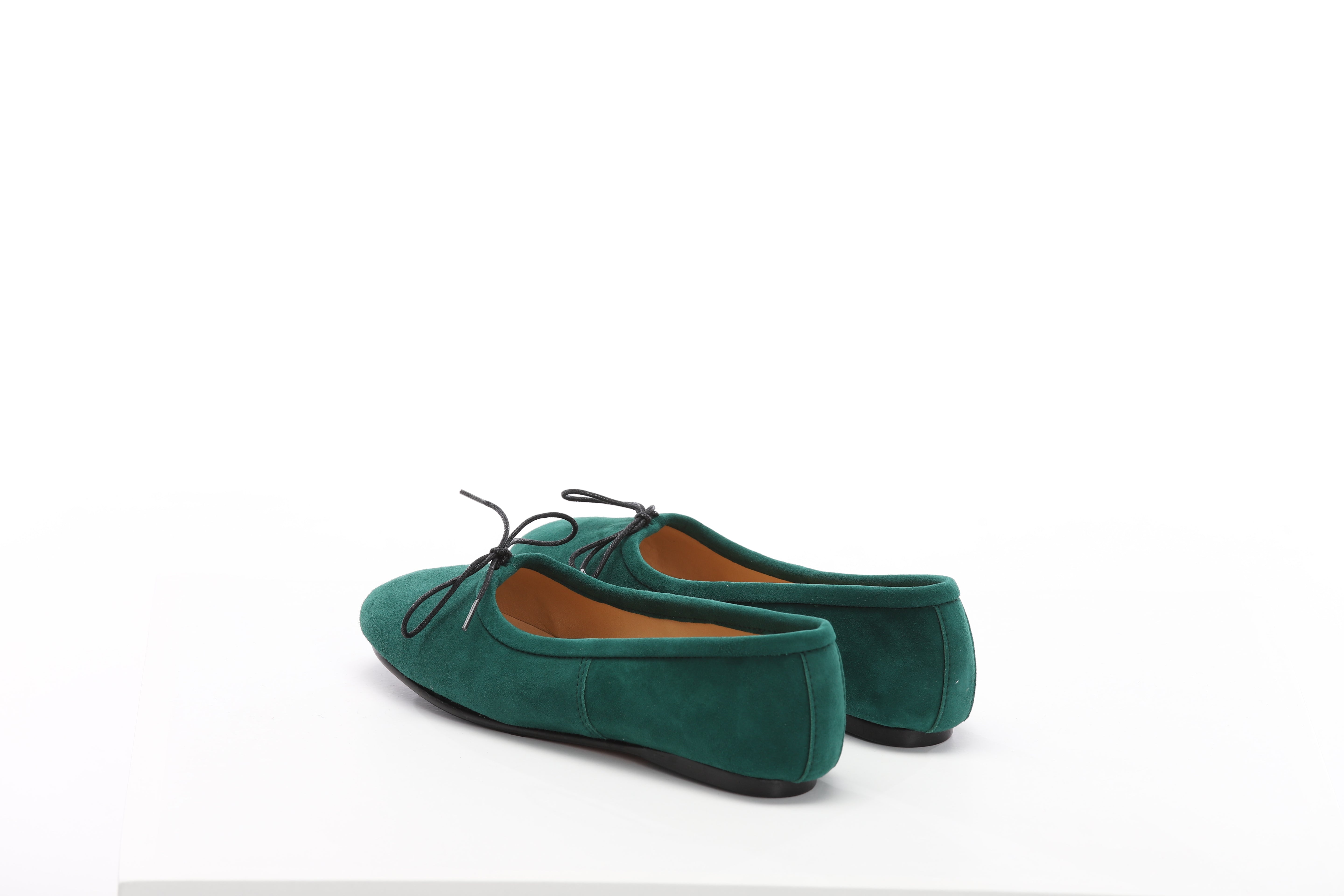 WOMEN`S HANDMADE ELEGANT BALLET FLATS SHOES IN BLACK SUEDE LEATHER WITH BOW ON TIP